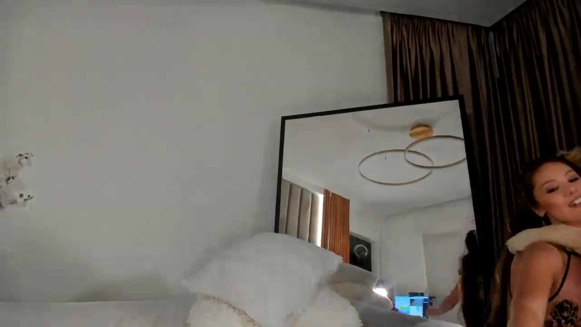 Gallery image thumbnail from SerenDYpity's myfreecams stream on, 02/14/2025, 20:10 image 2 of 20