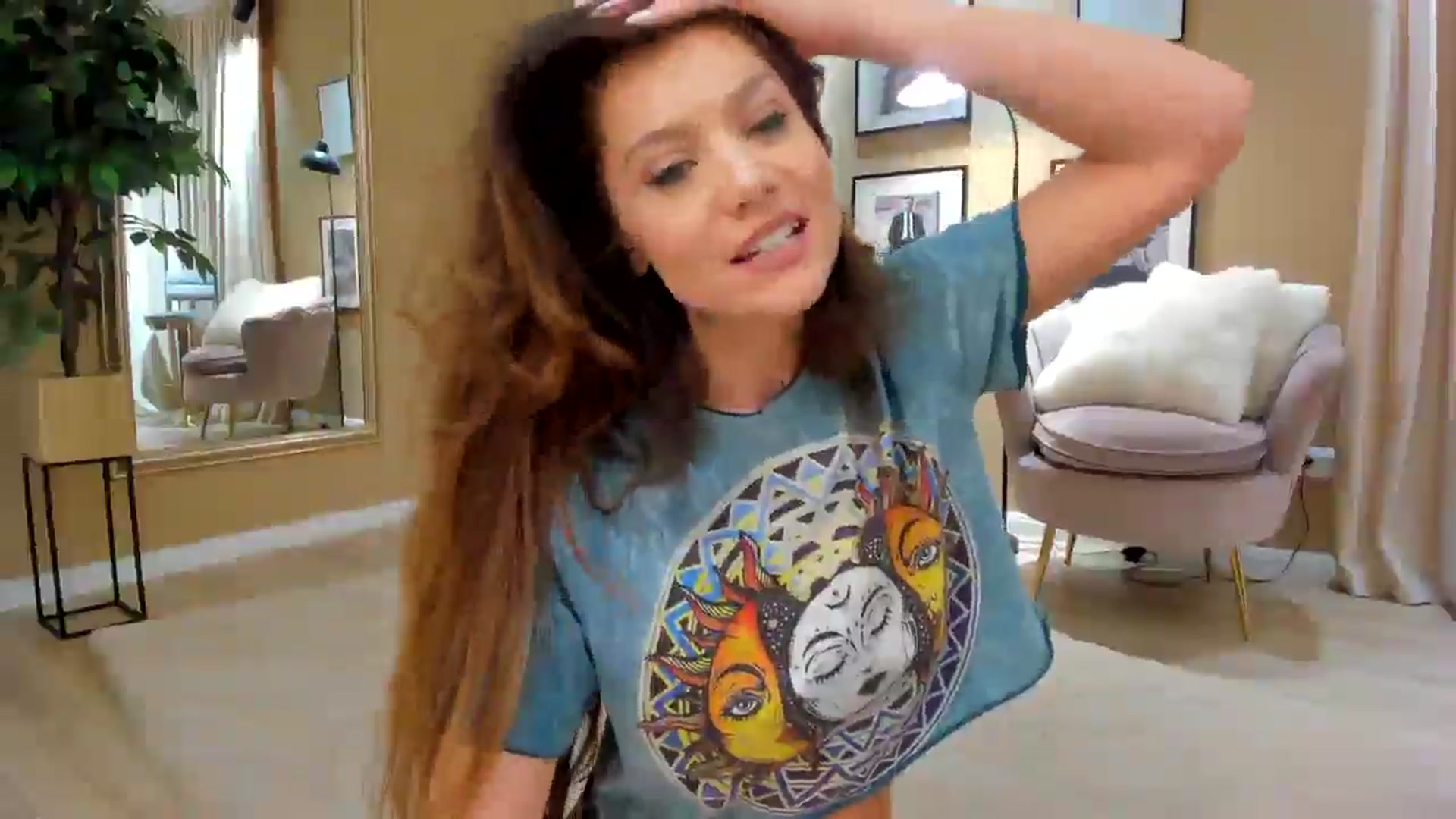 Gallery image thumbnail from SerenDYpity's myfreecams stream on, 03/17/2025, 18:17 image 5 of 20