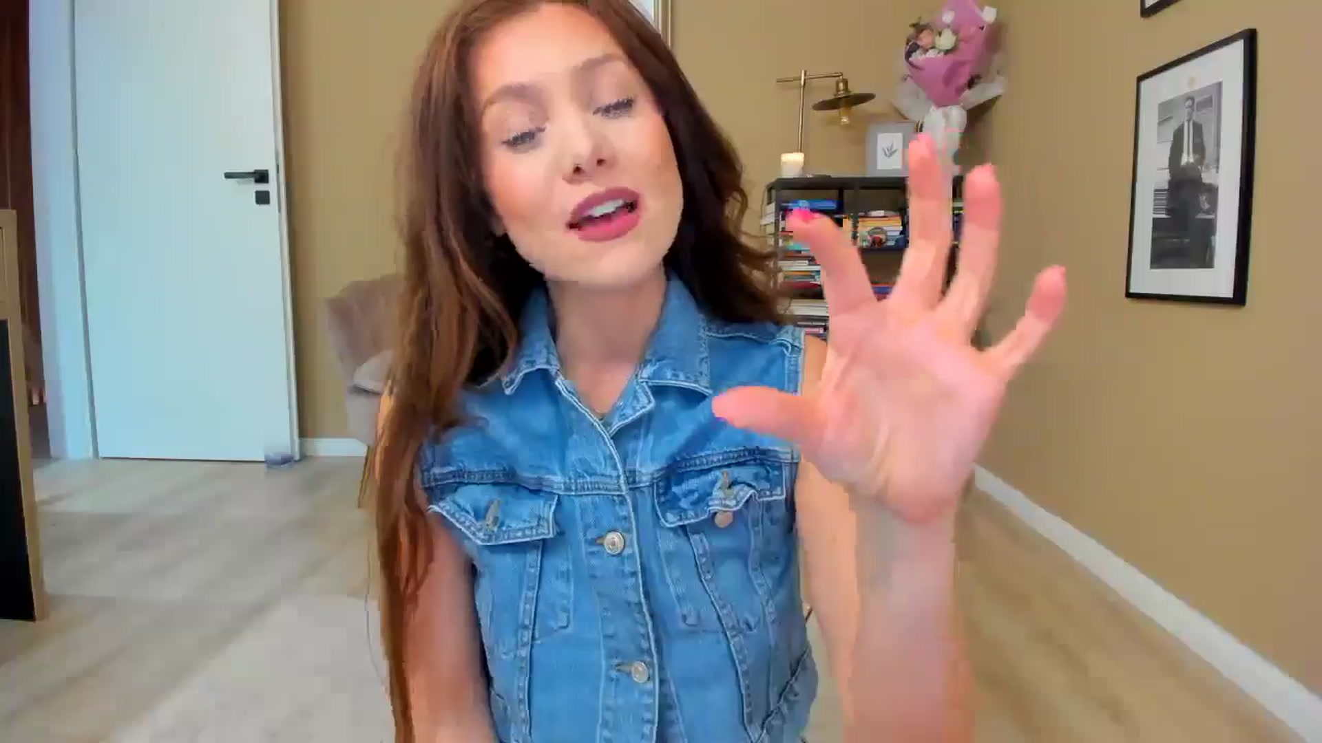 Gallery image thumbnail from SerenDYpity's myfreecams stream on, 05/25/2025, 18:06 image 6 of 20