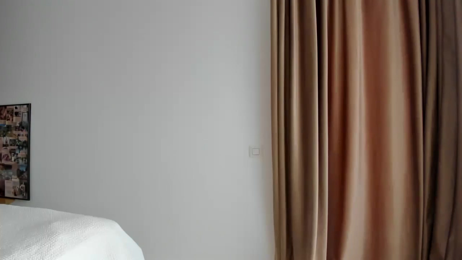 Gallery image thumbnail from SerenDYpity's myfreecams stream on, 08/07/2025, 13:59 image 13 of 20