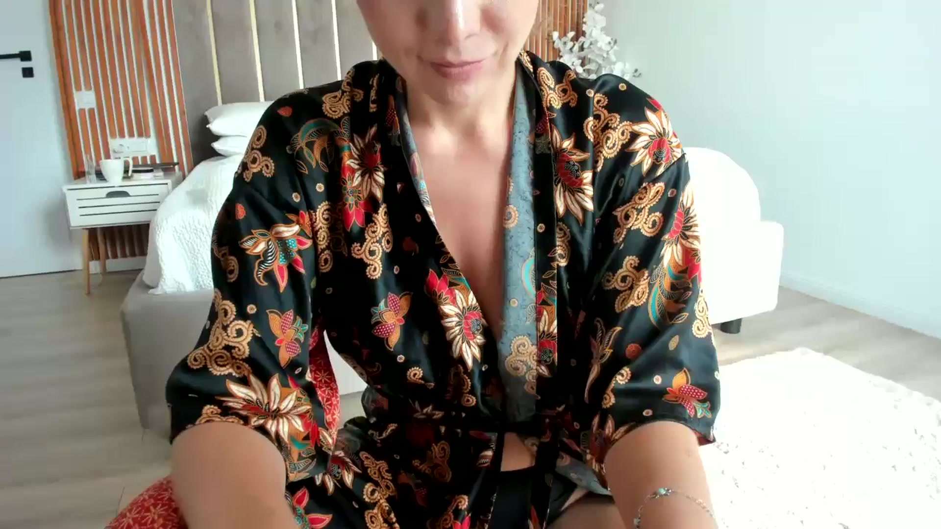 Gallery image thumbnail from SerenDYpity's myfreecams stream on, 08/22/2025, 16:28 image 1 of 20