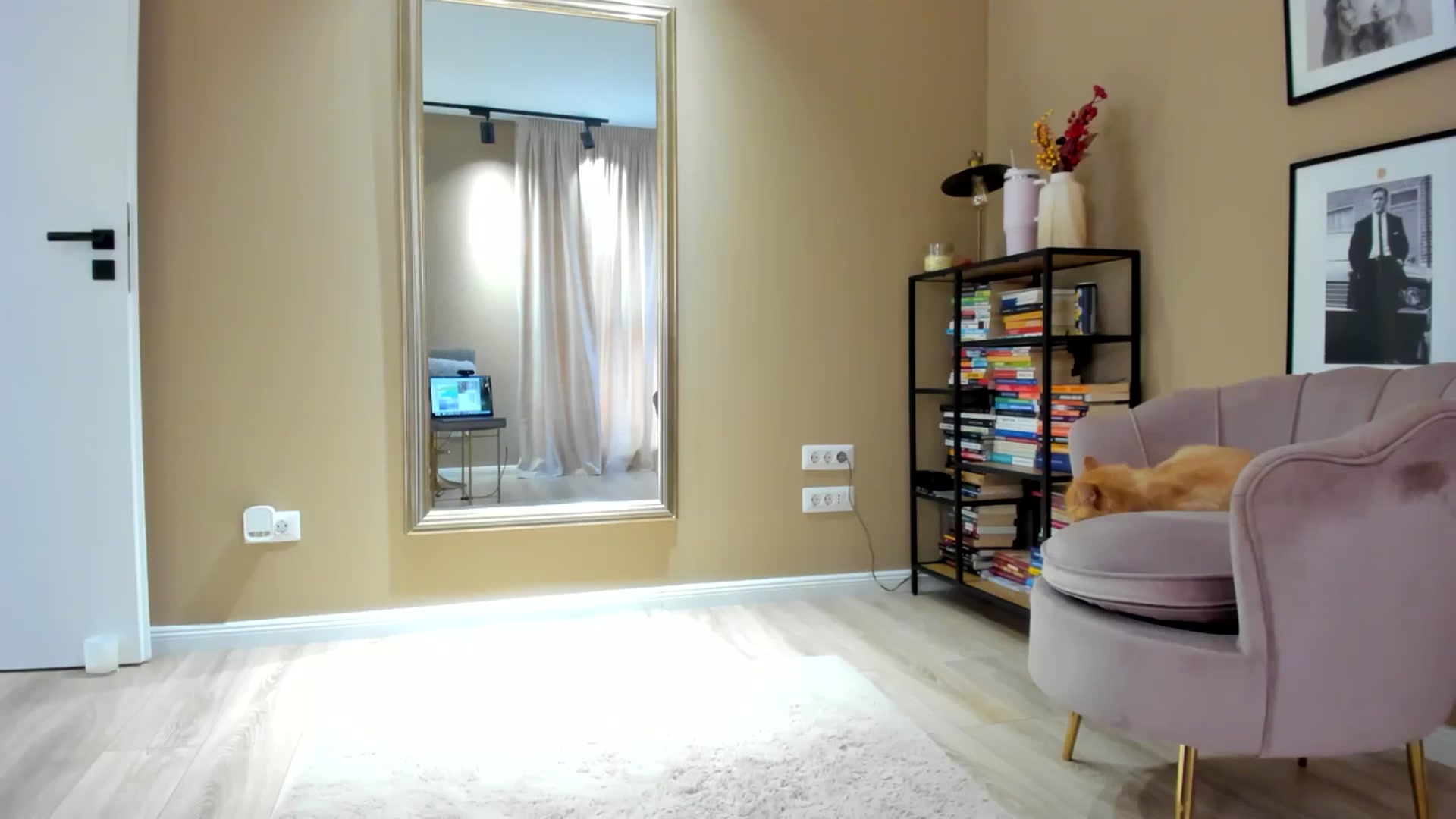 Gallery image thumbnail from SerenDYpity's myfreecams stream on, 09/13/2025, 14:57 image 10 of 20