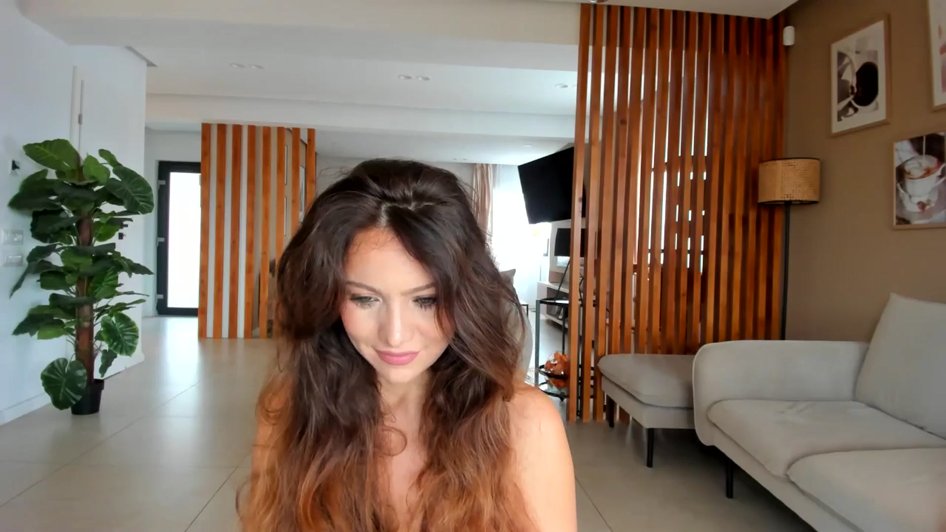 Gallery image thumbnail from SerenDYpity's myfreecams stream on, 10/14/2025, 14:19 image 4 of 20