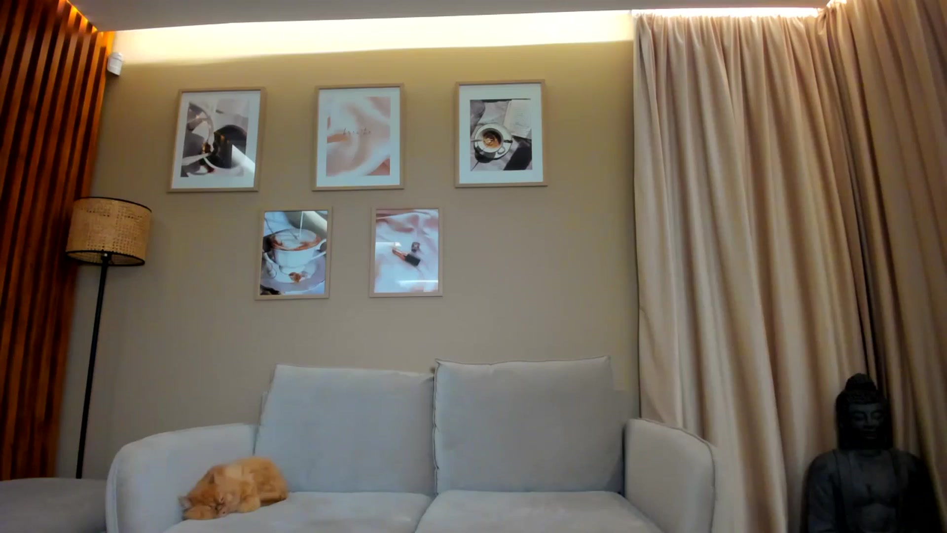 Gallery image thumbnail from SerenDYpity's myfreecams stream on, 10/15/2025, 15:54 image 20 of 20