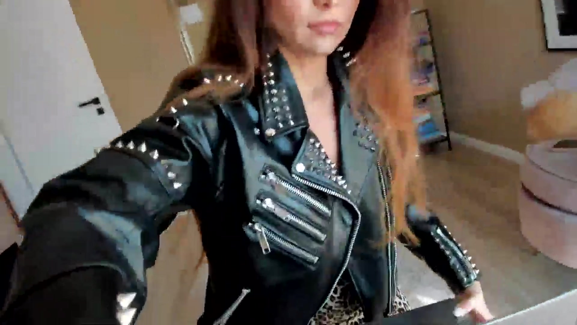 Gallery image thumbnail from SerenDYpity's myfreecams stream on, 10/17/2025, 13:09 image 6 of 20