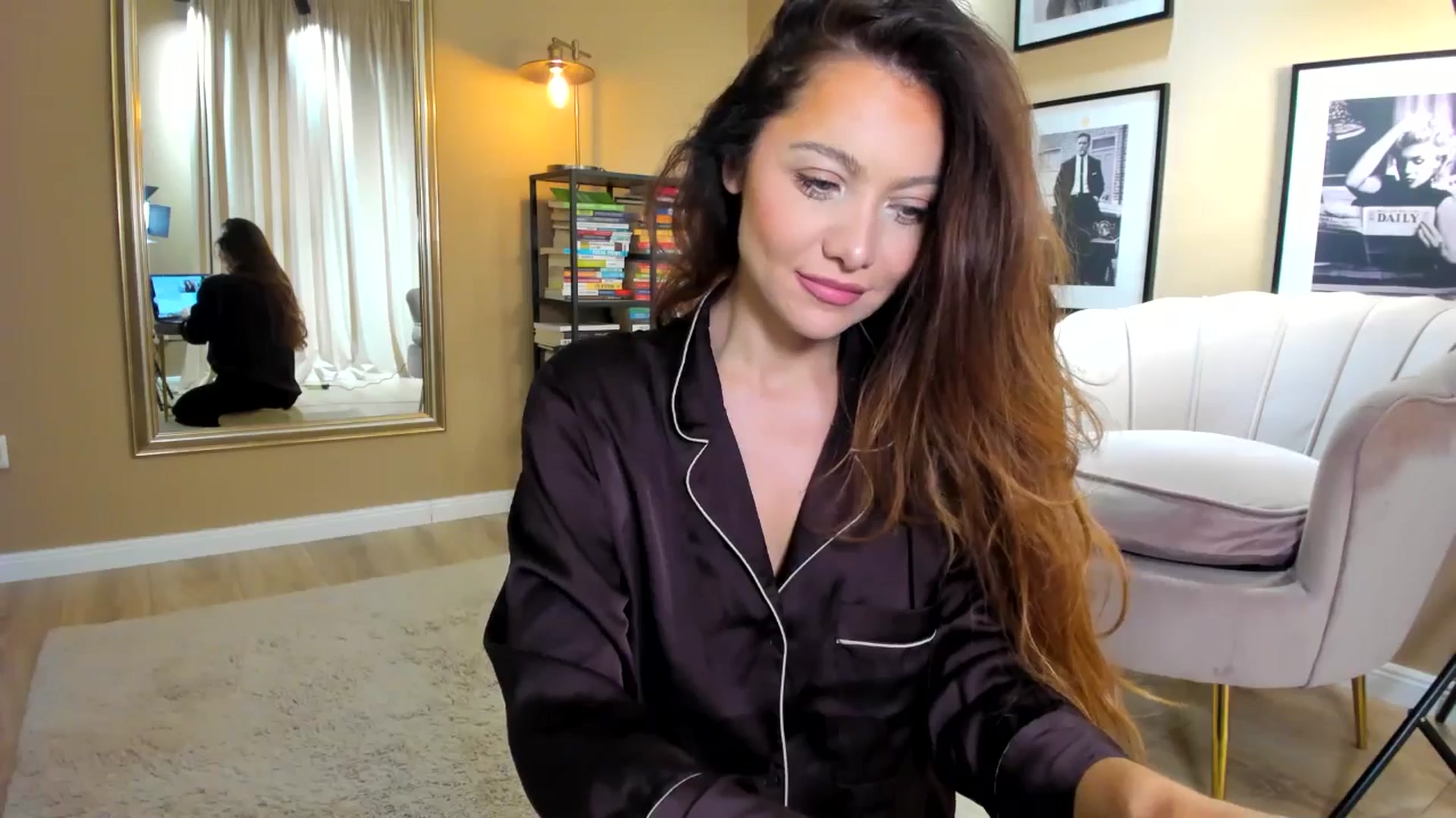 Gallery image thumbnail from SerenDYpity's myfreecams stream on, 10/18/2025, 15:28 image 3 of 20