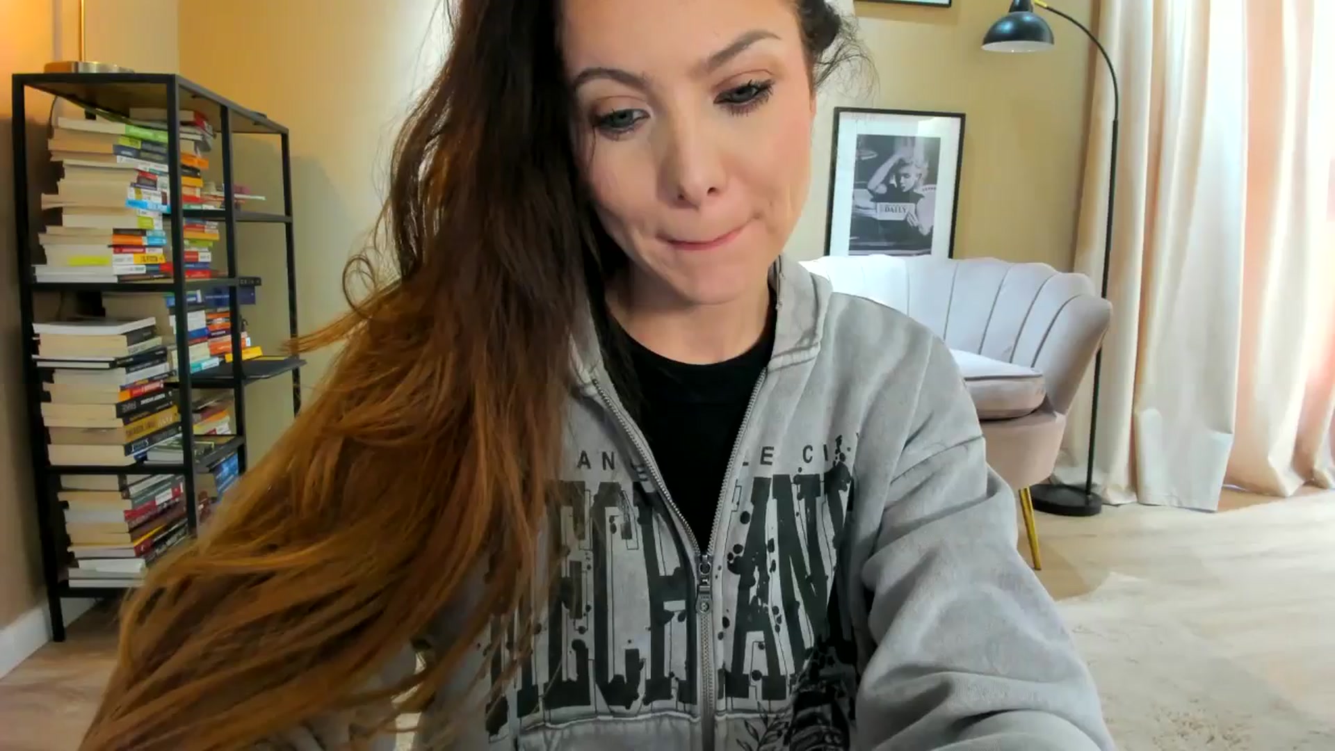 Gallery image thumbnail from SerenDYpity's myfreecams stream on, 10/19/2025, 16:34 image 1 of 20