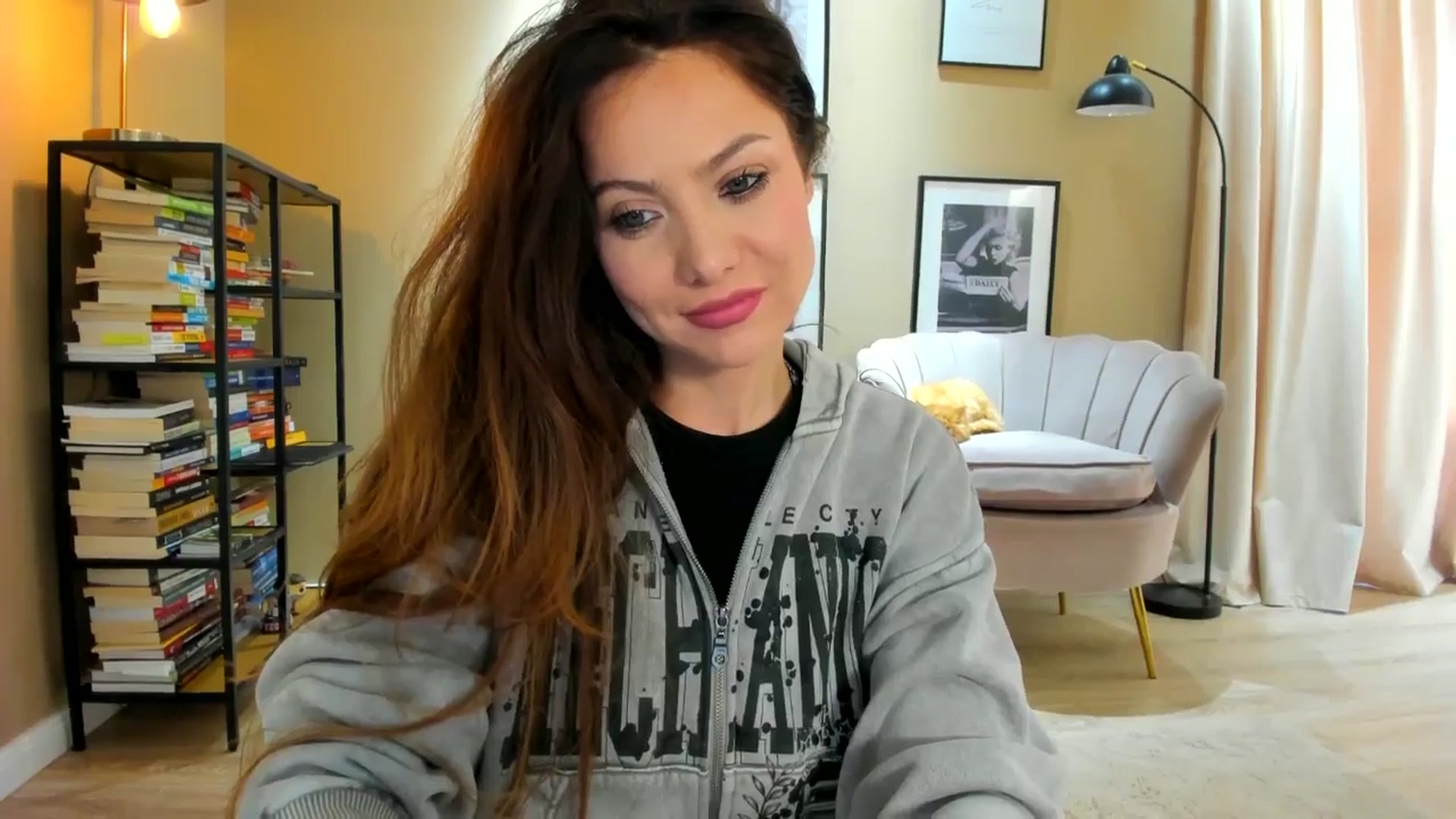 Gallery image thumbnail from SerenDYpity's myfreecams stream on, 10/19/2025, 16:34 image 2 of 20