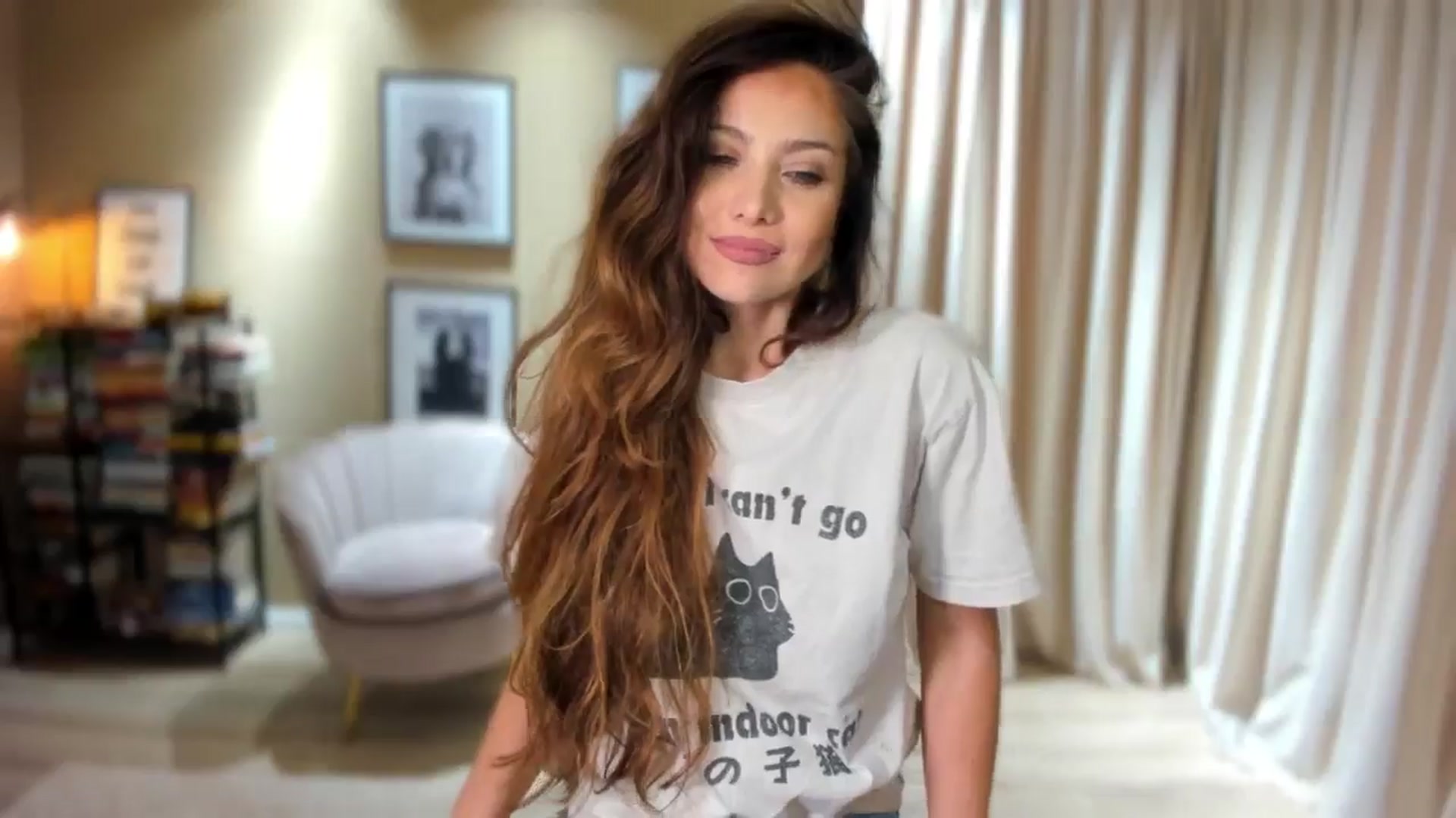 Gallery image thumbnail from SerenDYpity's myfreecams stream on, 11/13/2025, 16:34 image 7 of 20