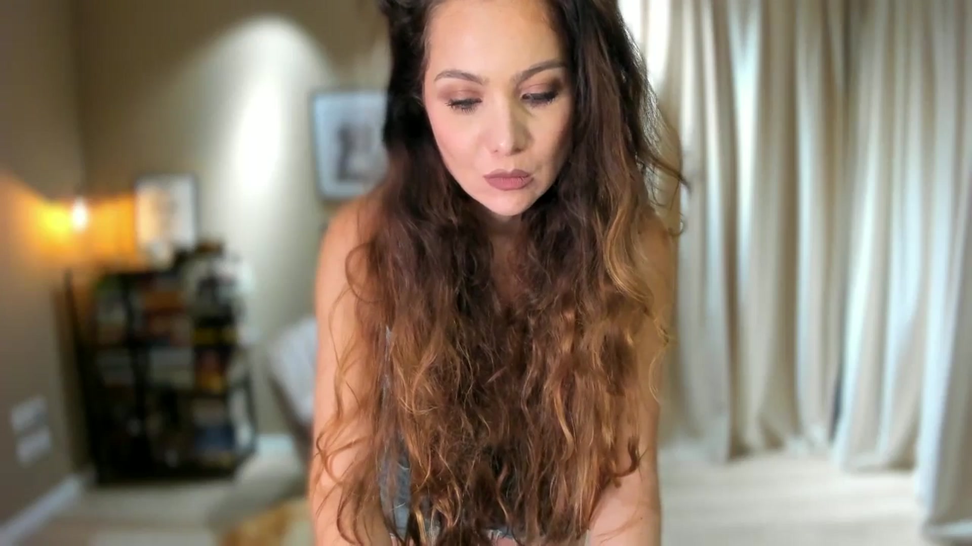 Gallery image thumbnail from SerenDYpity's myfreecams stream on, 11/15/2025, 18:22 image 3 of 20