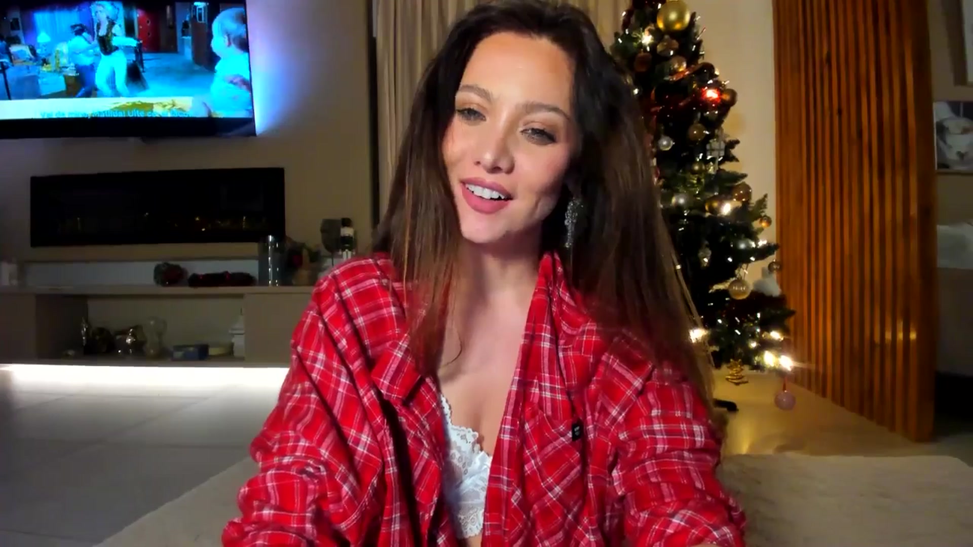 Gallery image thumbnail from SerenDYpity's myfreecams stream on, 12/22/2025, 17:35 image 2 of 20
