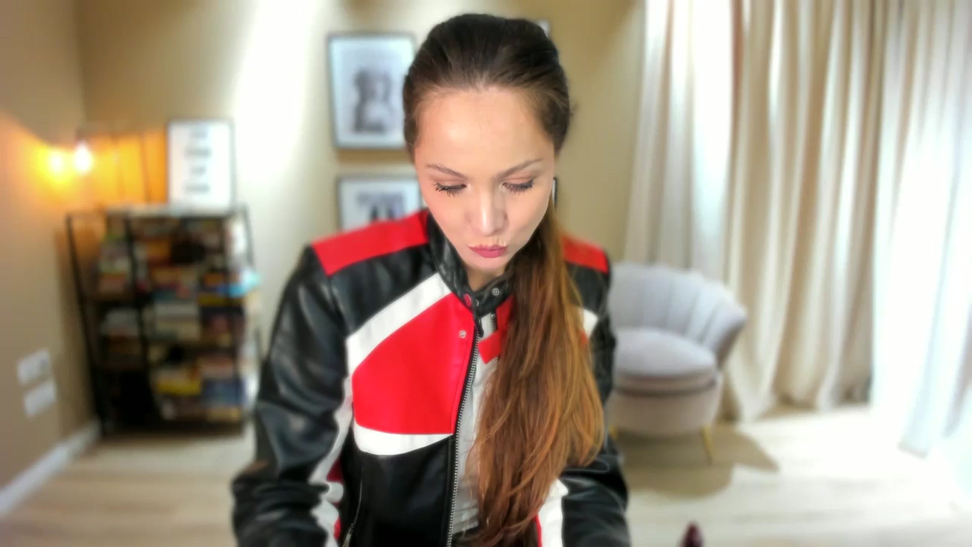 Gallery image thumbnail from SerenDYpity's myfreecams stream on, 12/28/2025, 15:16 image 8 of 20