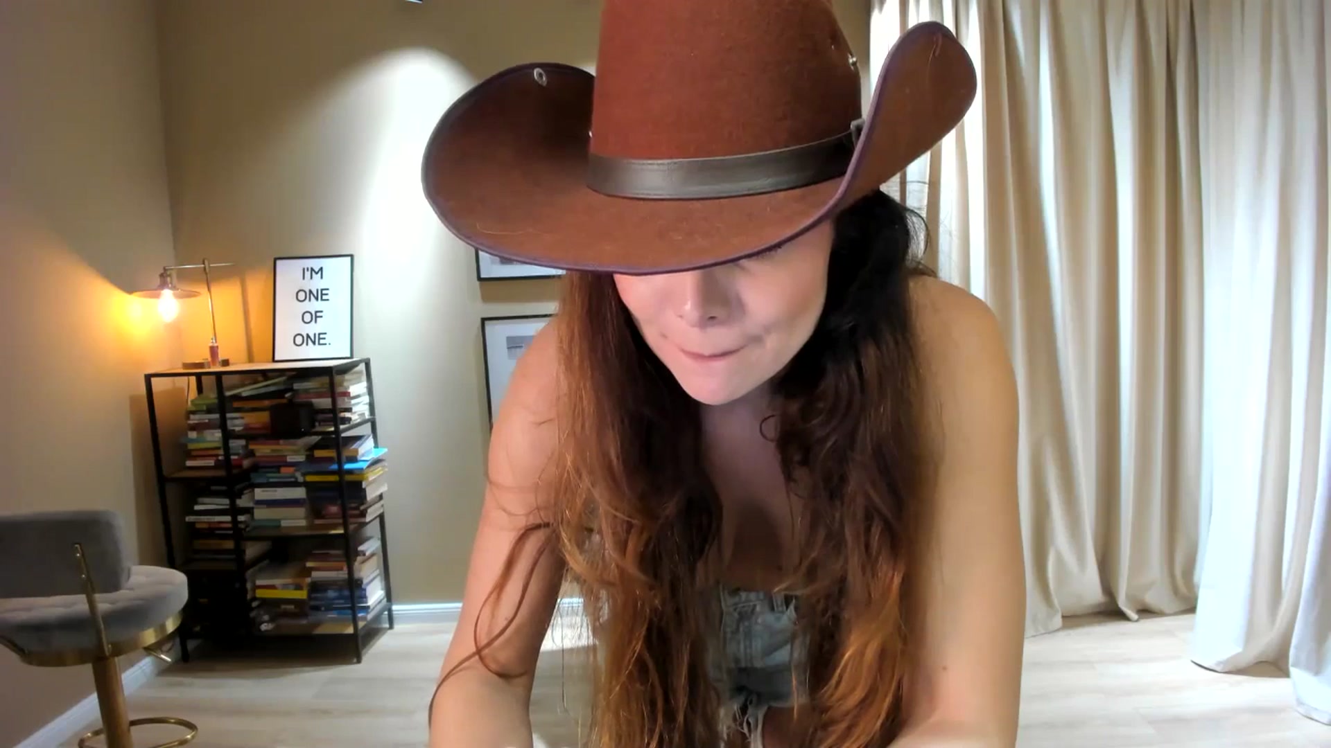 Gallery image thumbnail from SerenDYpity's myfreecams stream on, 12/30/2025, 17:13 image 13 of 20