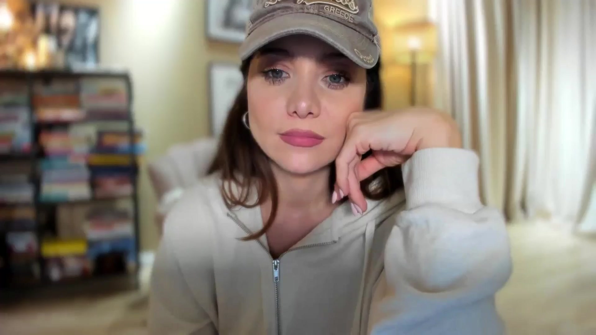 Gallery image thumbnail from SerenDYpity's myfreecams stream on, 01/14/2026, 18:11 image 19 of 20