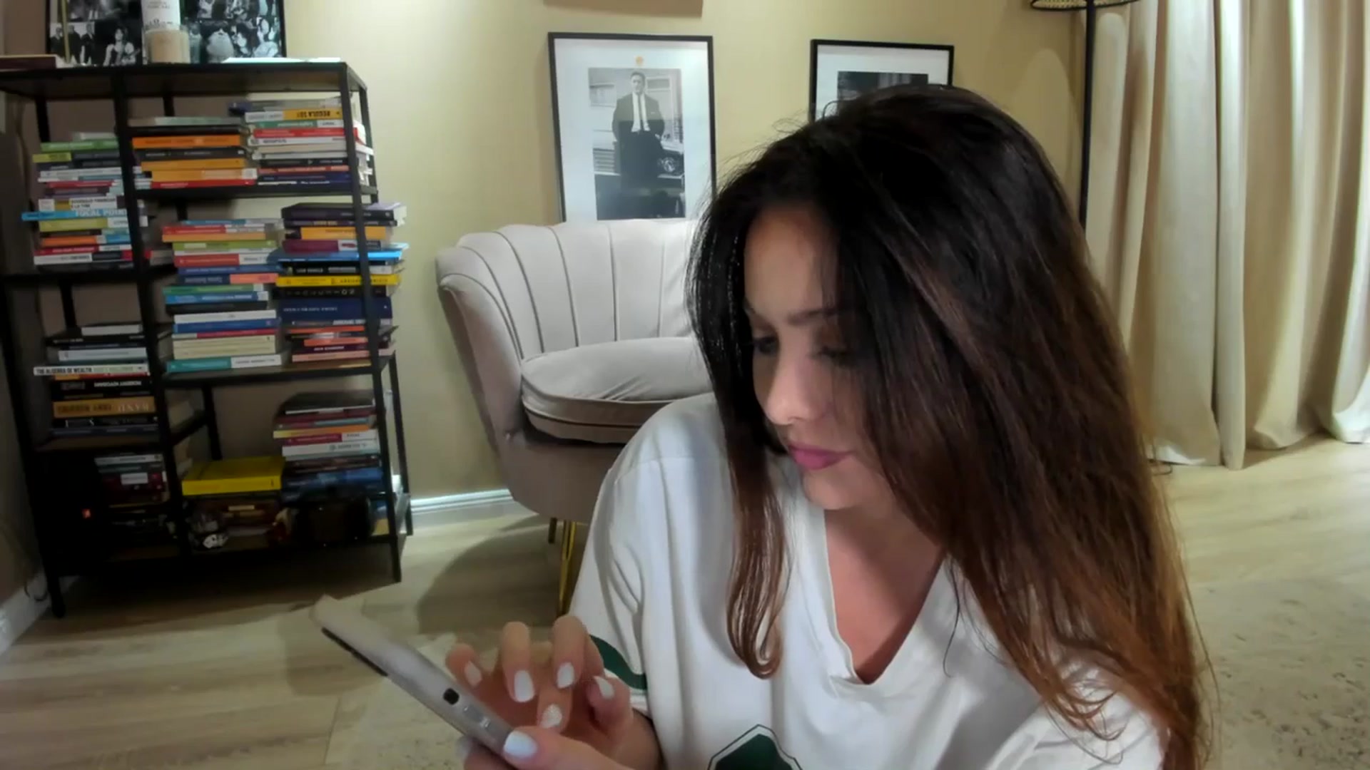 Gallery image thumbnail from SerenDYpity's myfreecams stream on, 01/18/2026, 17:39 image 3 of 20