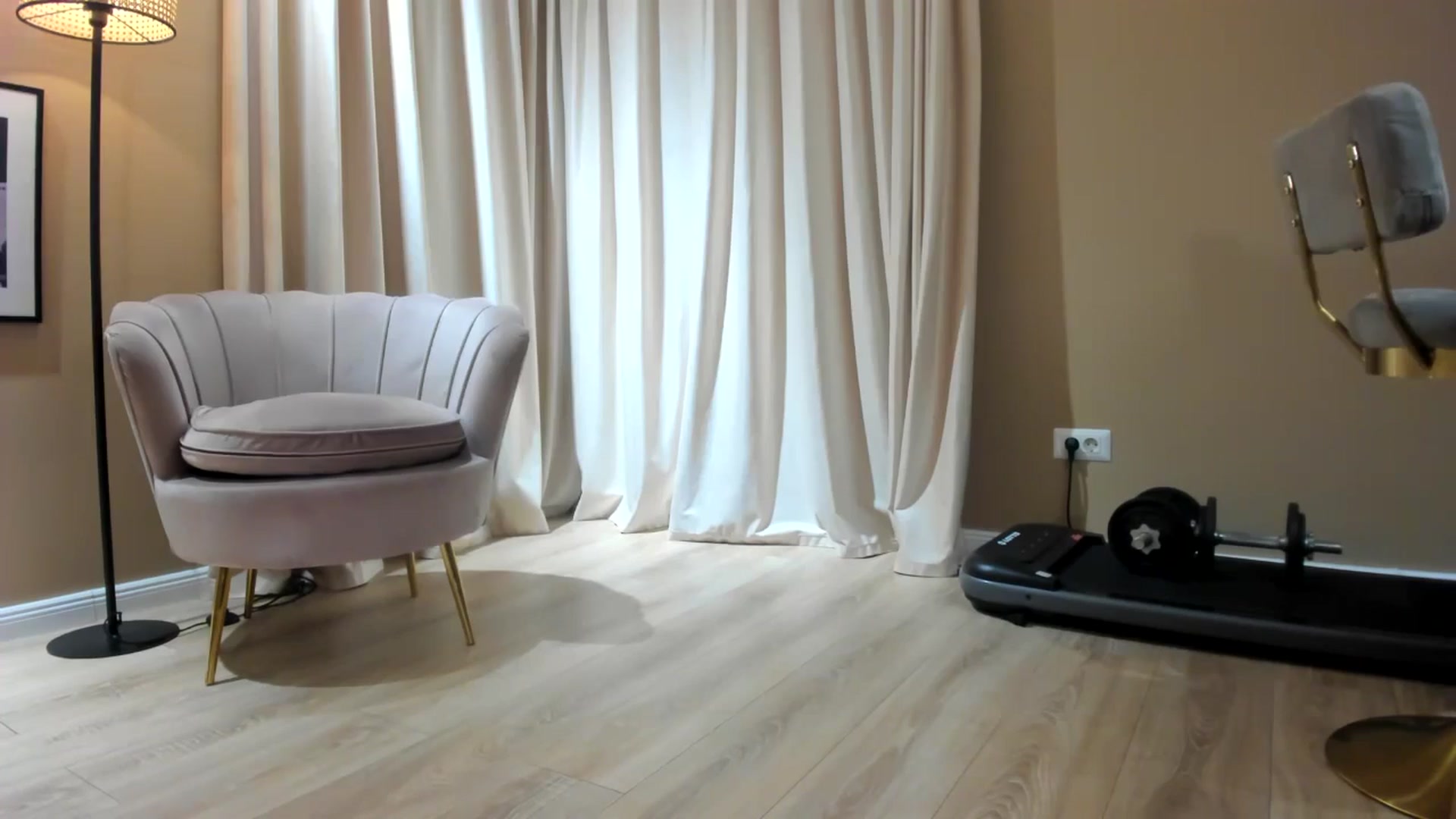 Gallery image thumbnail from SerenDYpity's myfreecams stream on, 01/27/2026, 17:55 image 2 of 20