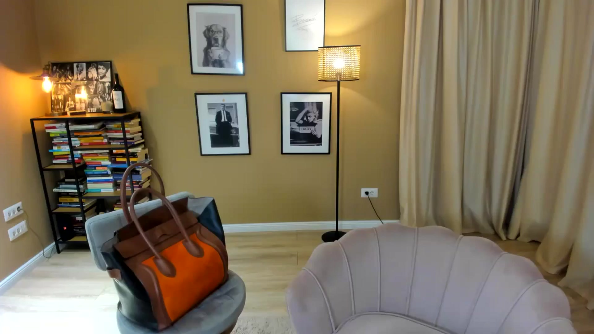 Gallery image thumbnail from SerenDYpity's myfreecams stream on, 01/29/2026, 18:15 image 1 of 20