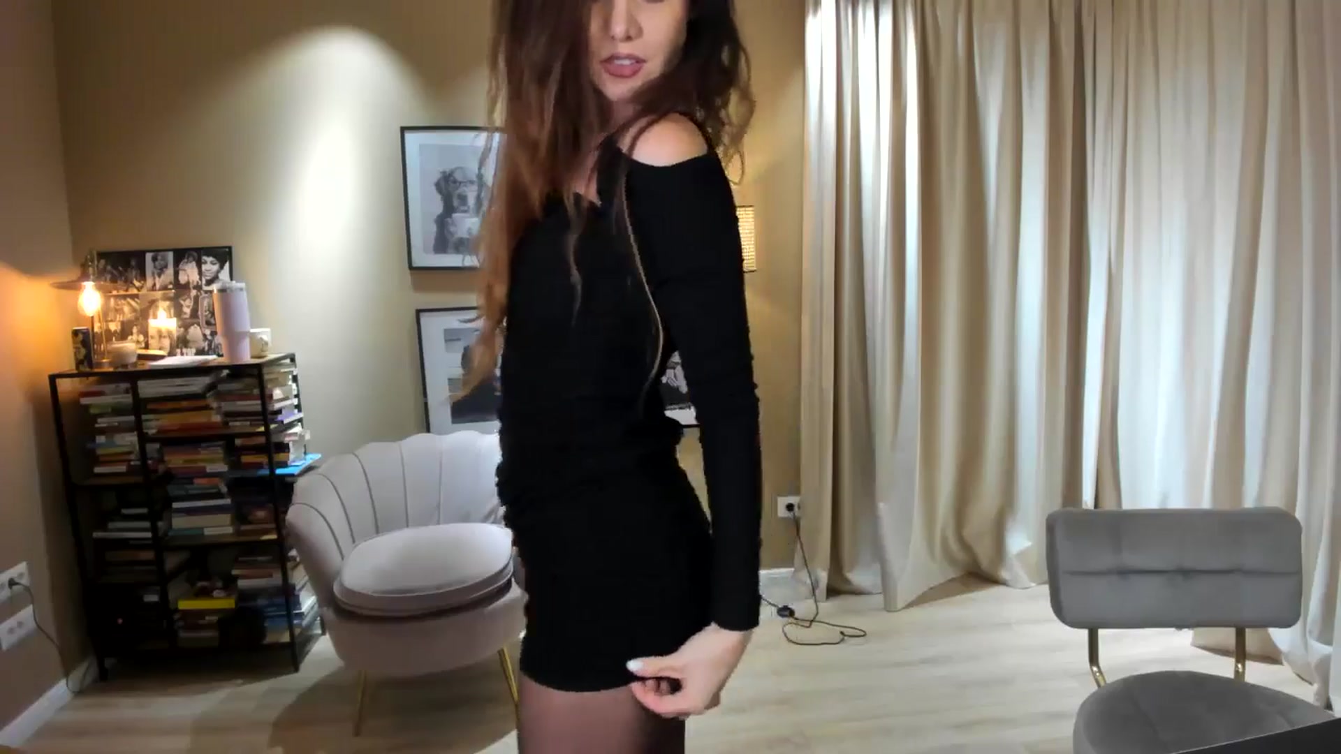 Gallery image thumbnail from SerenDYpity's myfreecams stream on, 02/05/2026, 19:27 image 6 of 20
