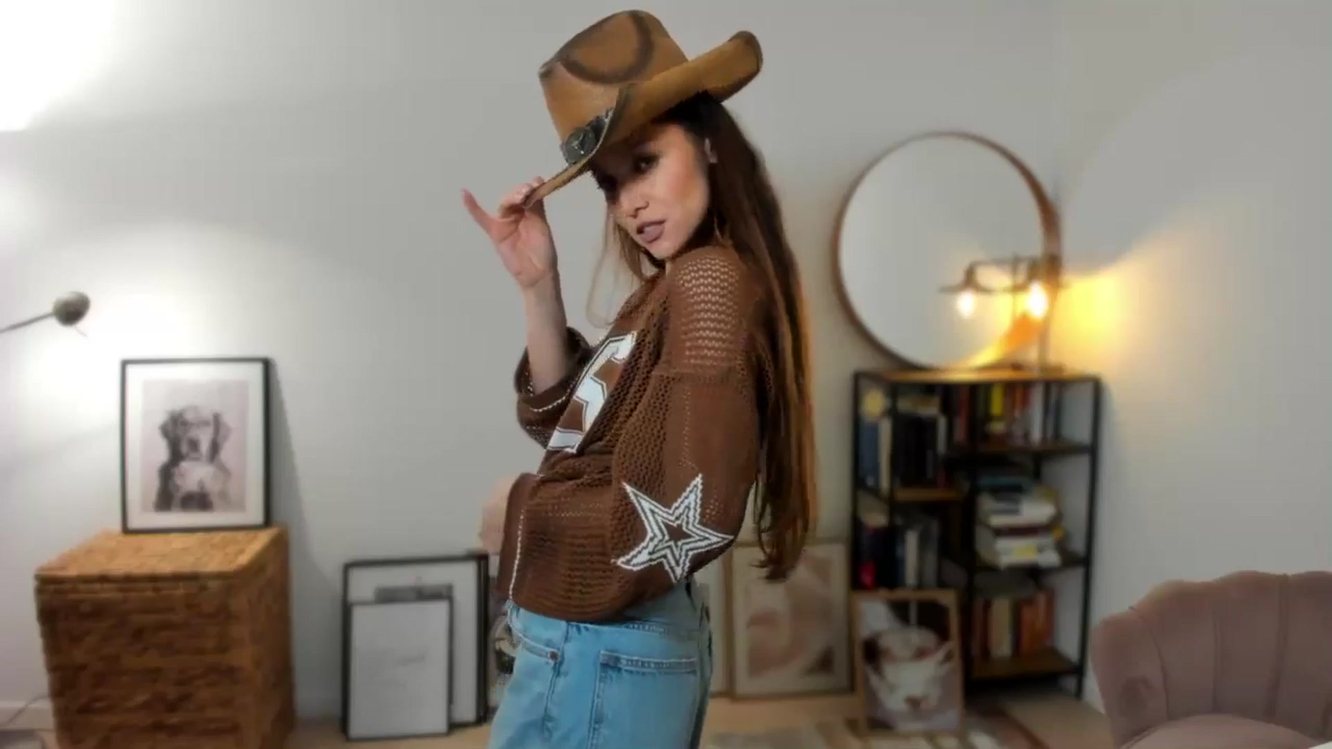 Gallery image thumbnail from SerenDYpity's myfreecams stream on, 03/03/2026, 16:42 image 12 of 20
