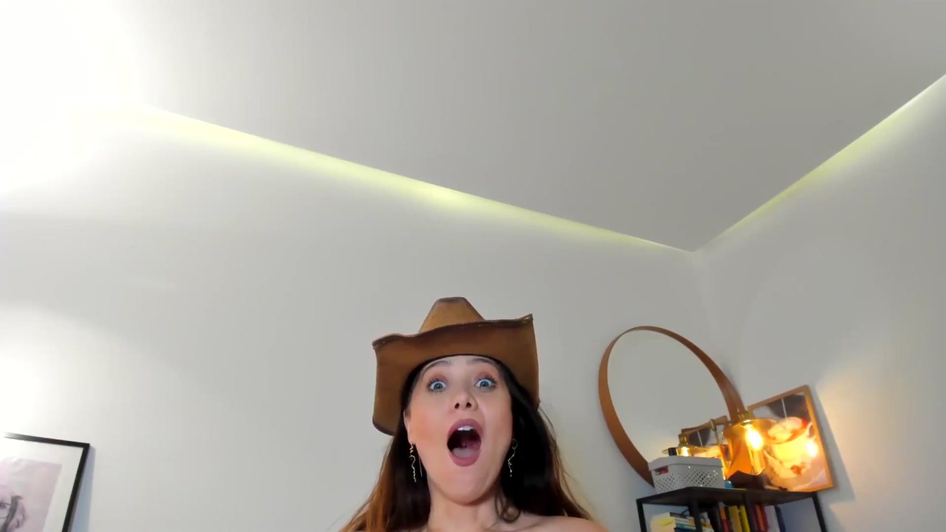 Gallery image thumbnail from SerenDYpity's myfreecams stream on, 03/05/2026, 18:57 image 15 of 20