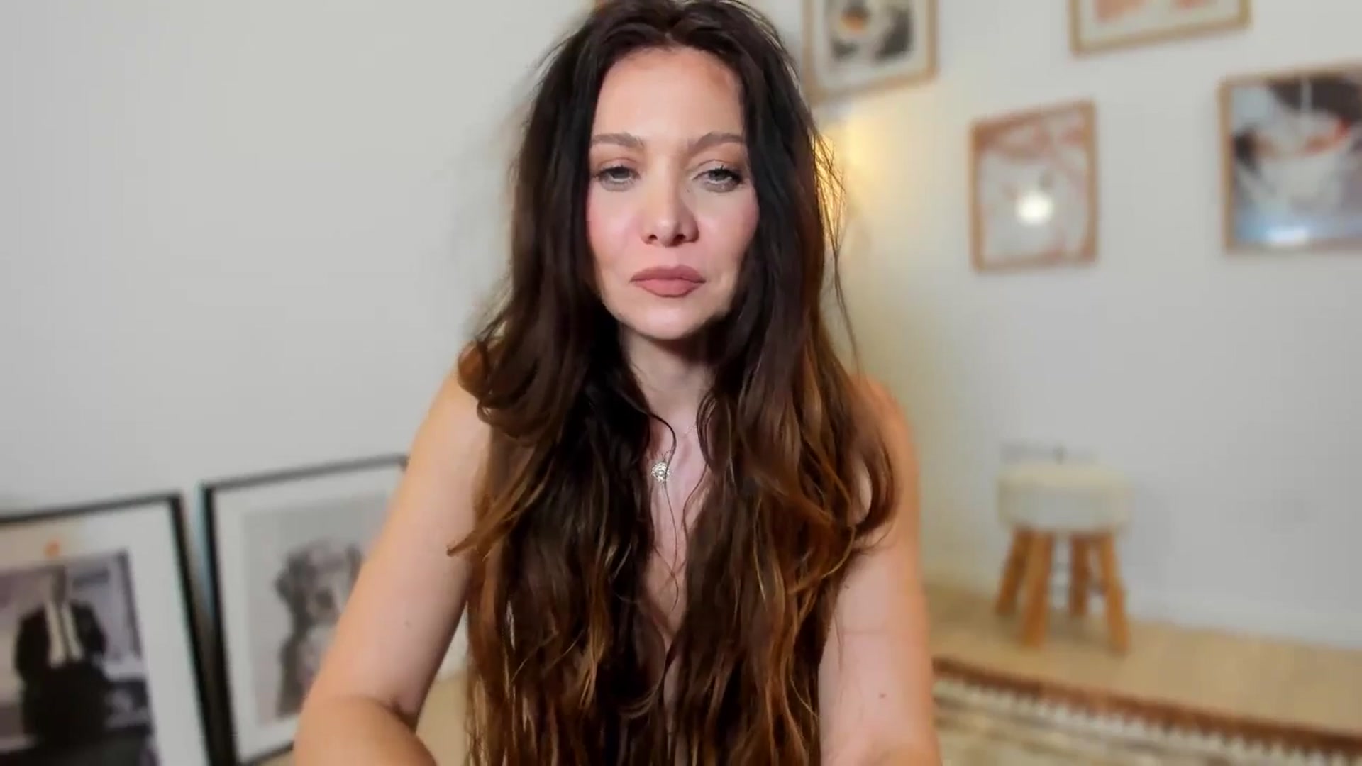 Gallery image thumbnail from SerenDYpity's myfreecams stream on, 03/14/2026, 19:17 image 4 of 20