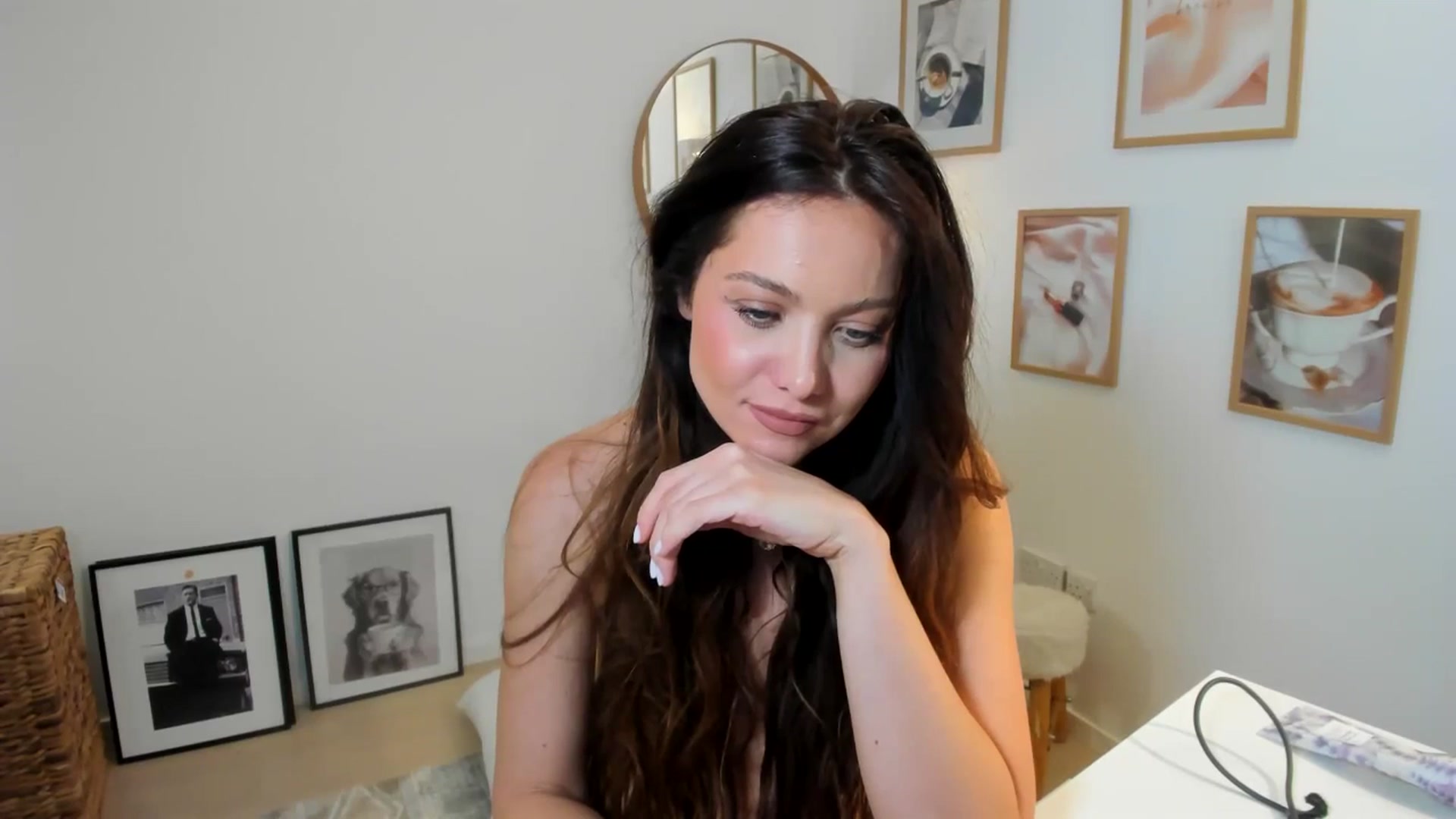 Gallery image thumbnail from SerenDYpity's myfreecams stream on, 03/14/2026, 19:17 image 15 of 20