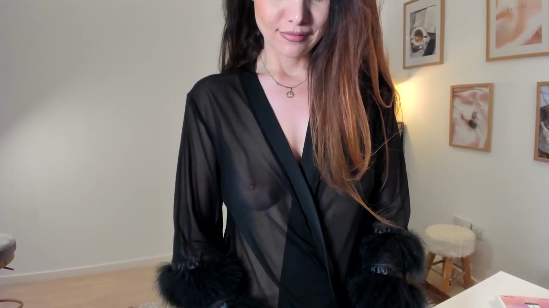 Gallery image thumbnail from SerenDYpity's myfreecams stream on, 03/18/2026, 20:26 image 2 of 20