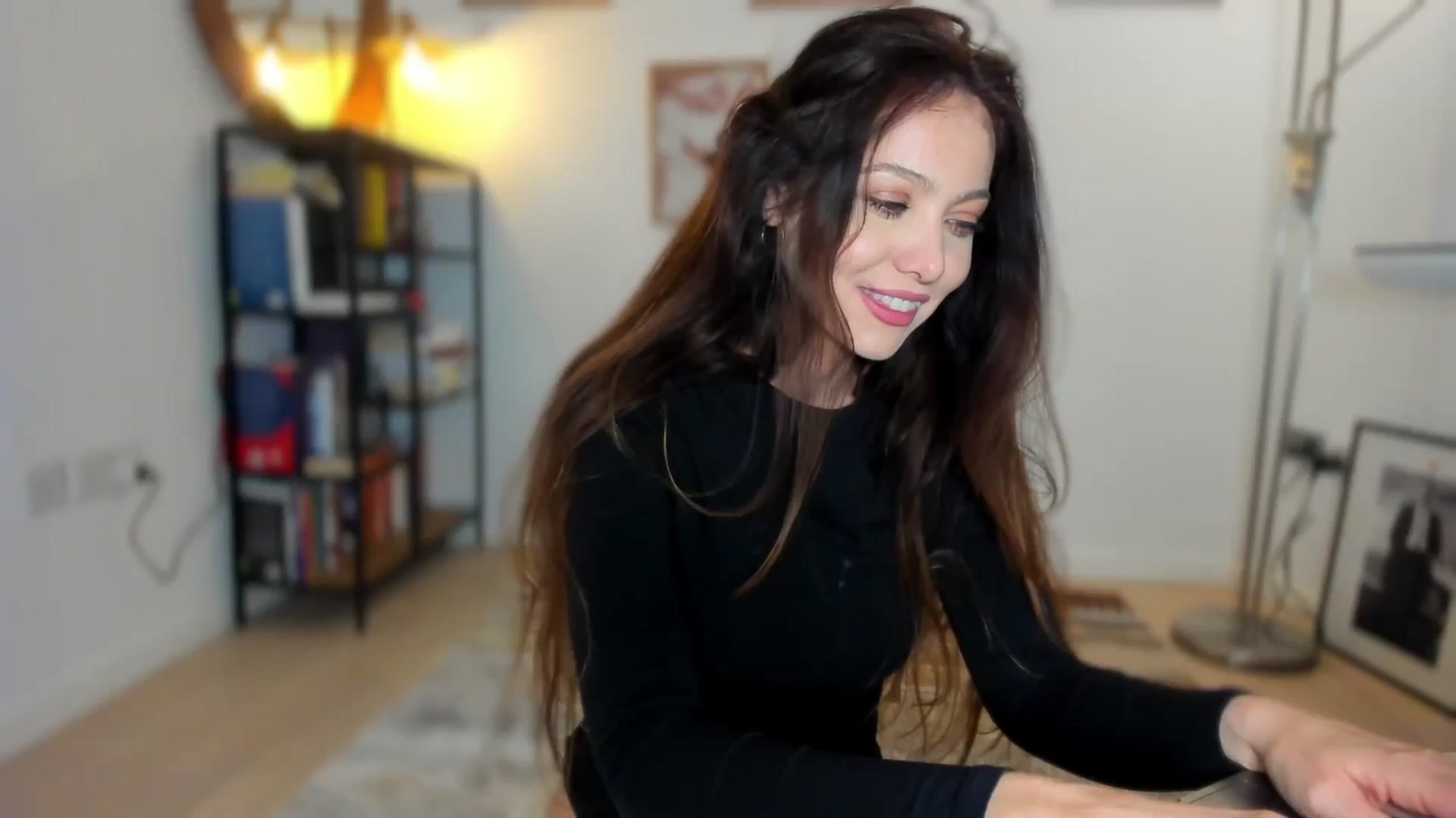 Gallery image thumbnail from SerenDYpity's myfreecams stream on, 03/26/2026, 18:35 image 3 of 20