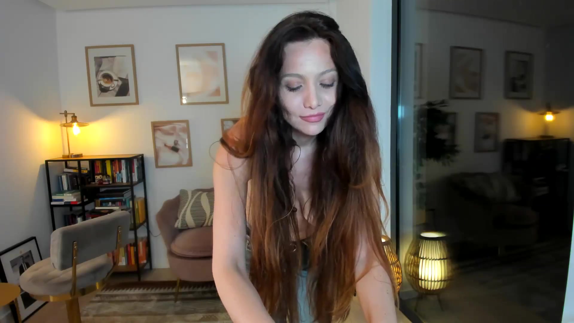 Gallery image thumbnail from SerenDYpity's myfreecams stream on, 04/12/2026, 19:42 image 13 of 20