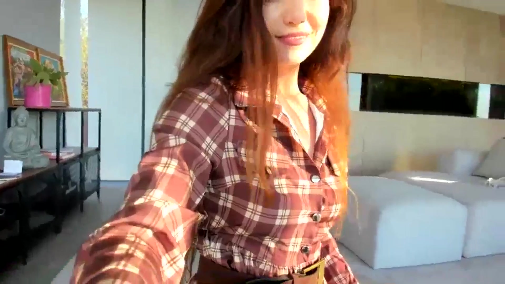 Gallery image thumbnail from SerenDYpity's myfreecams stream on, 04/17/2026, 16:09 image 19 of 20