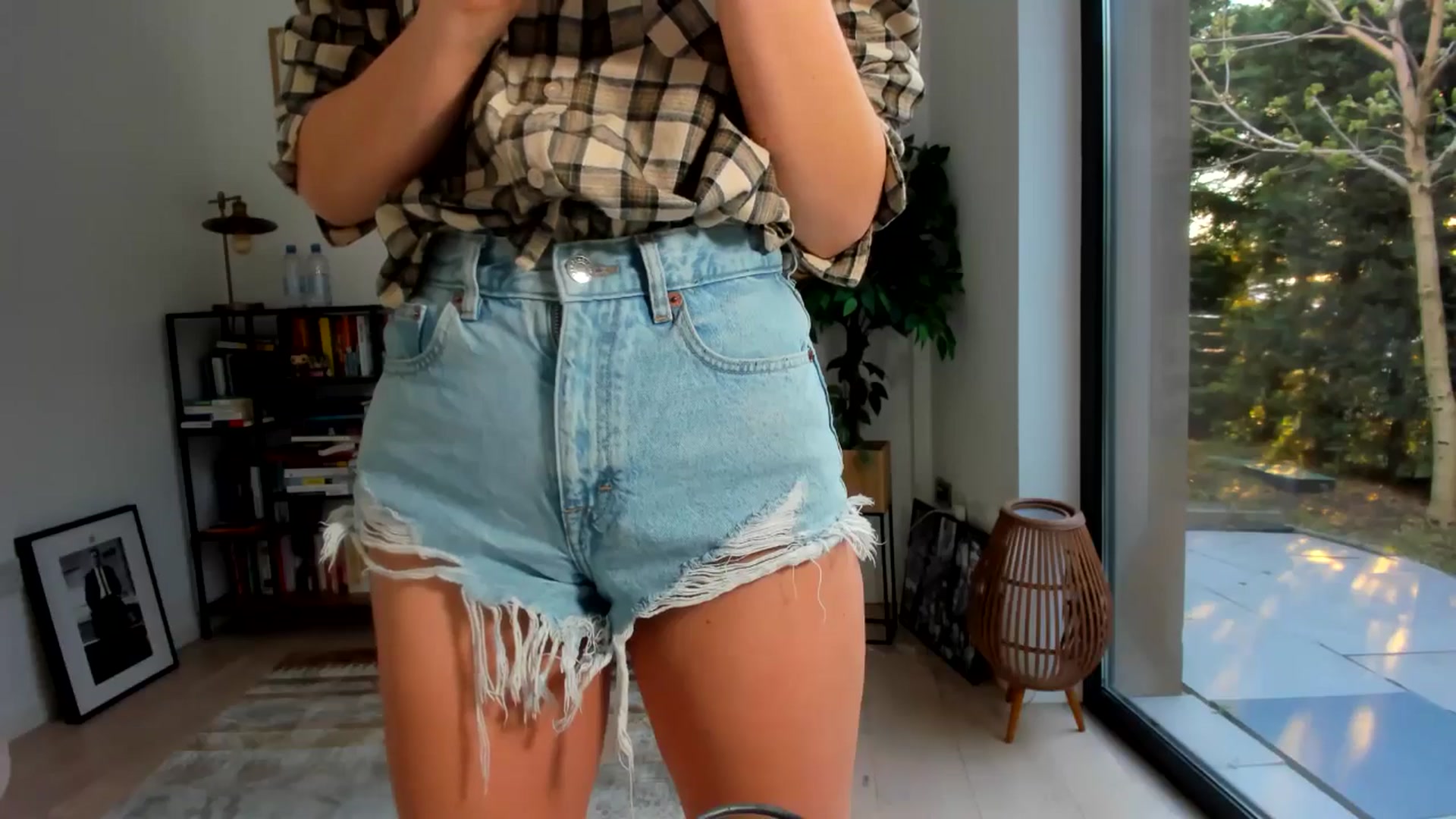 Gallery image thumbnail from SerenDYpity's myfreecams stream on, 04/18/2026, 16:48 image 20 of 20