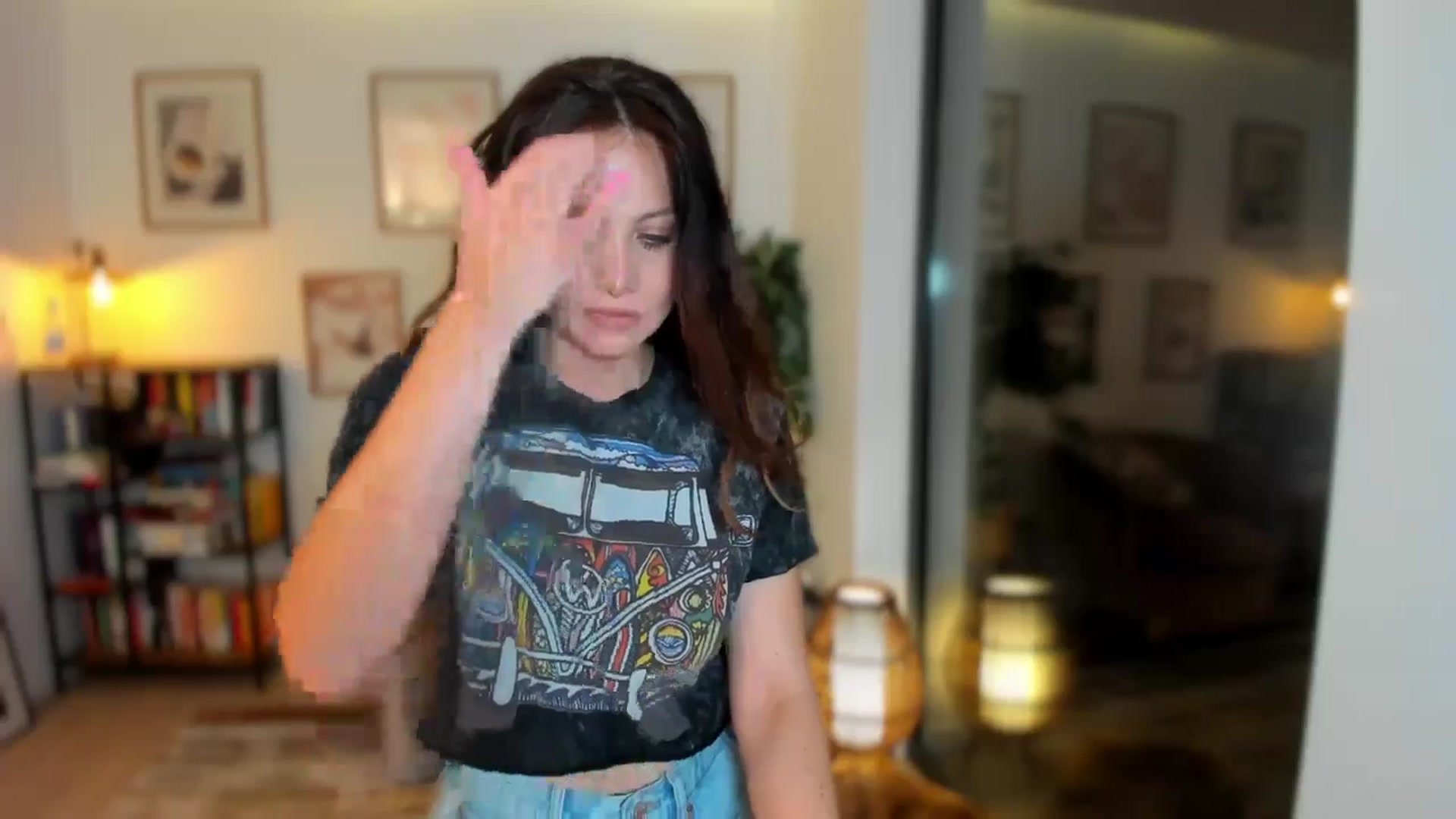 Gallery image thumbnail from SerenDYpity's myfreecams stream on, 04/20/2026, 18:36 image 13 of 20