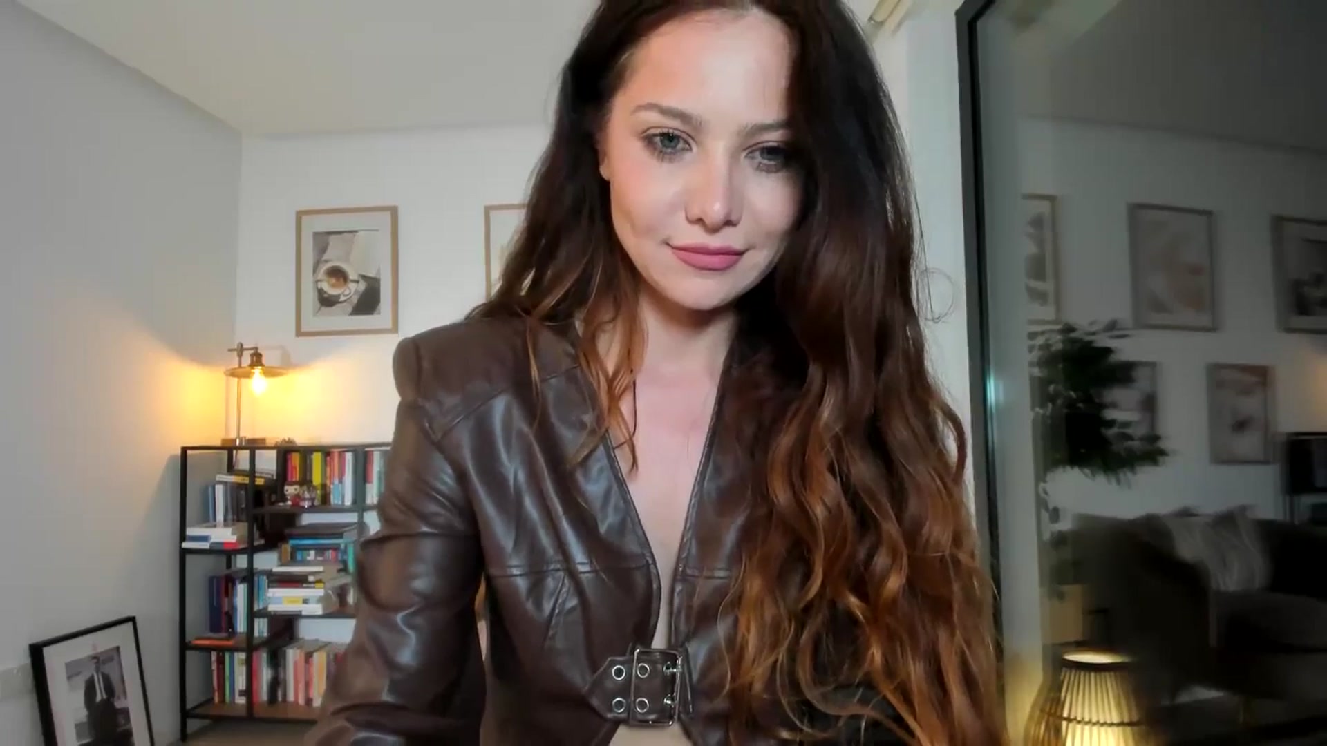 Gallery image thumbnail from SerenDYpity's myfreecams stream on, 04/22/2026, 19:10 image 16 of 20