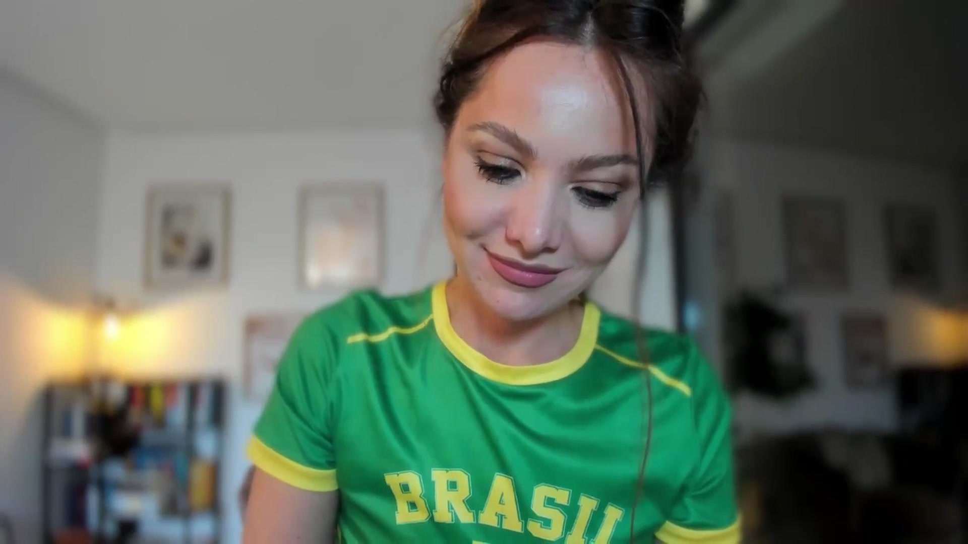 Gallery image thumbnail from SerenDYpity's myfreecams stream on, 04/24/2026, 18:24 image 20 of 20