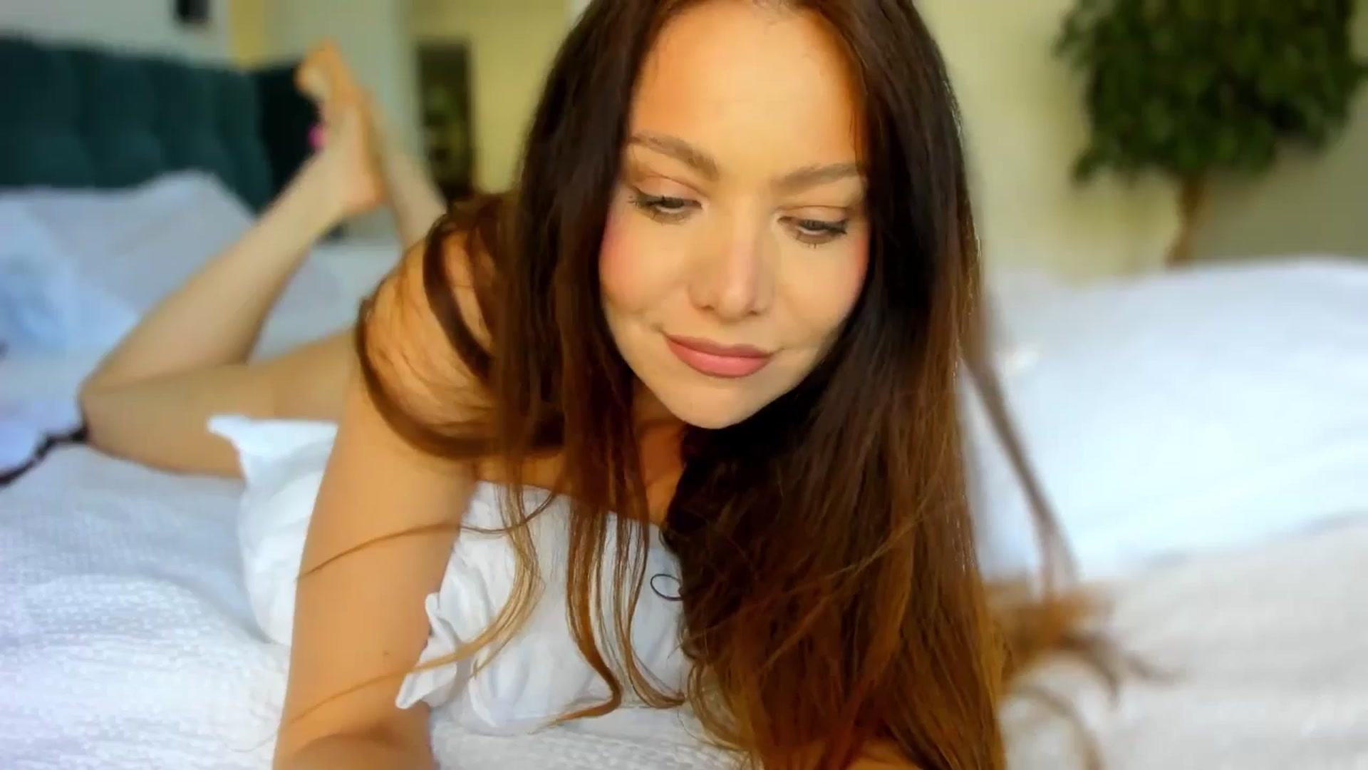 Gallery image thumbnail from SerenDYpity's myfreecams stream on, 04/26/2026, 17:12 image 6 of 20
