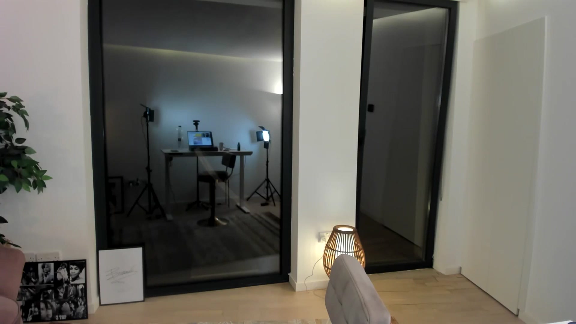 Gallery image thumbnail from SerenDYpity's myfreecams stream on, 05/07/2026, 20:13 image 17 of 20