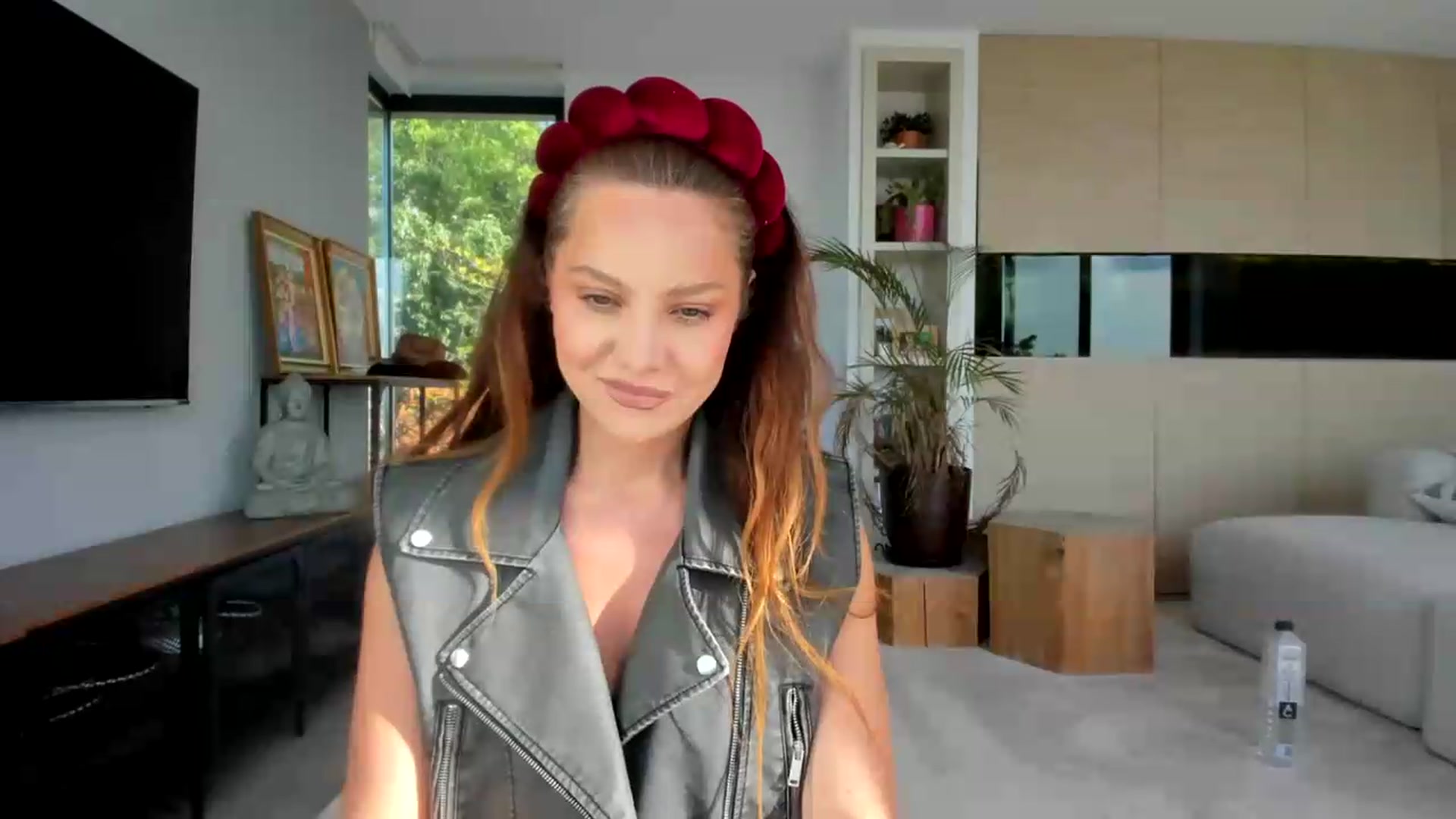 Gallery image thumbnail from SerenDYpity's myfreecams stream on, 05/14/2026, 15:40 image 5 of 20