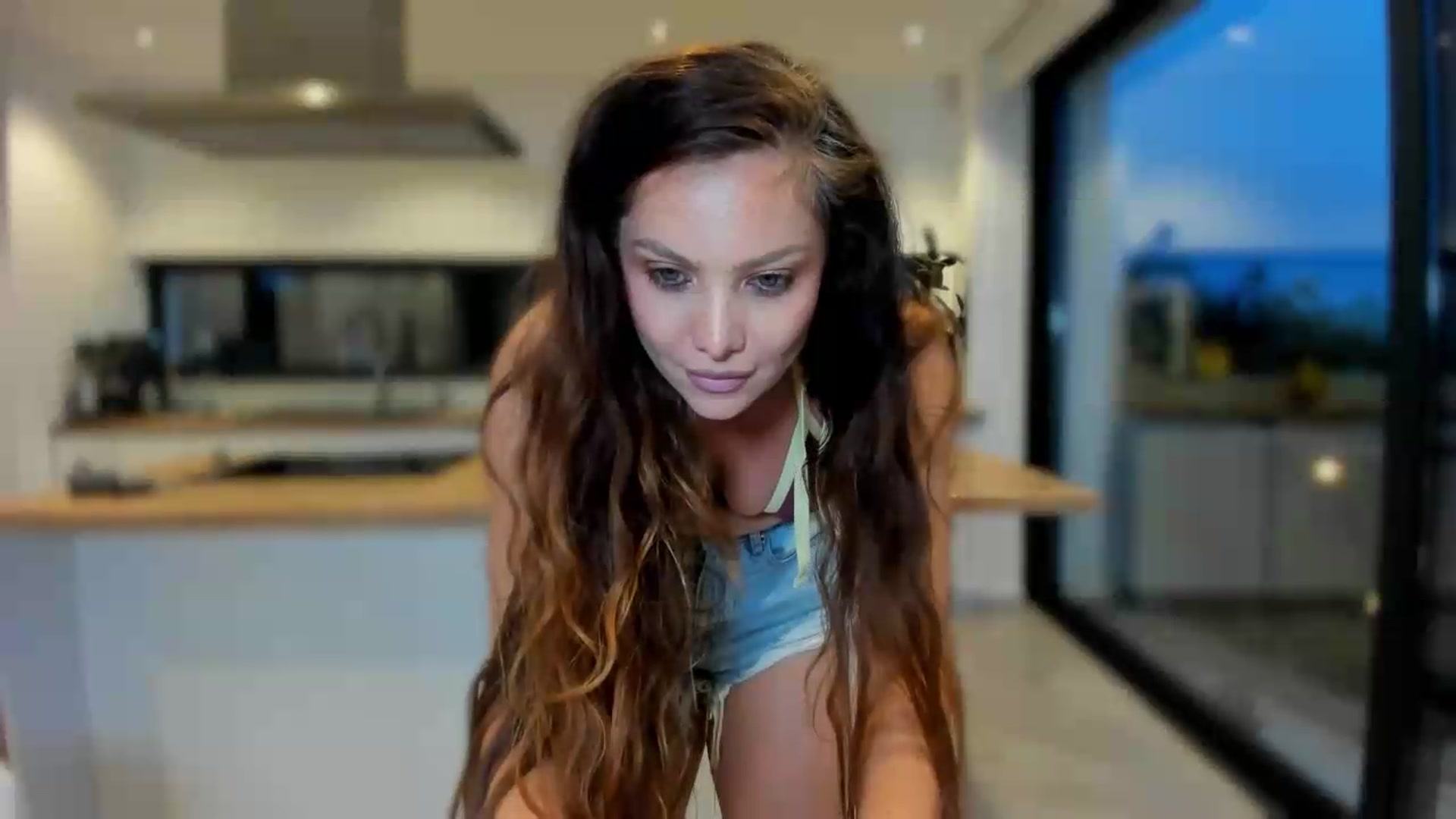 Gallery image thumbnail from SerenDYpity's myfreecams stream on, 05/18/2026, 18:59 image 6 of 20