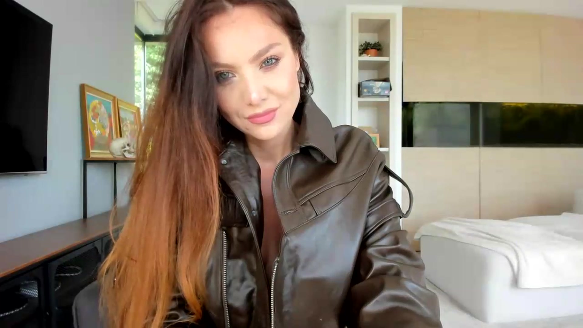 Gallery image thumbnail from SerenDYpity's myfreecams stream on, 06/02/2026, 15:40 image 4 of 20