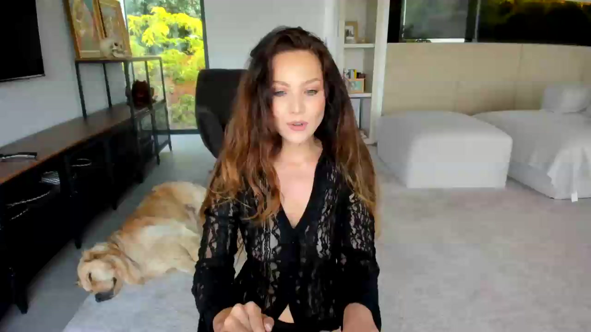 Gallery image thumbnail from SerenDYpity's myfreecams stream on, 06/07/2026, 15:39 image 3 of 20