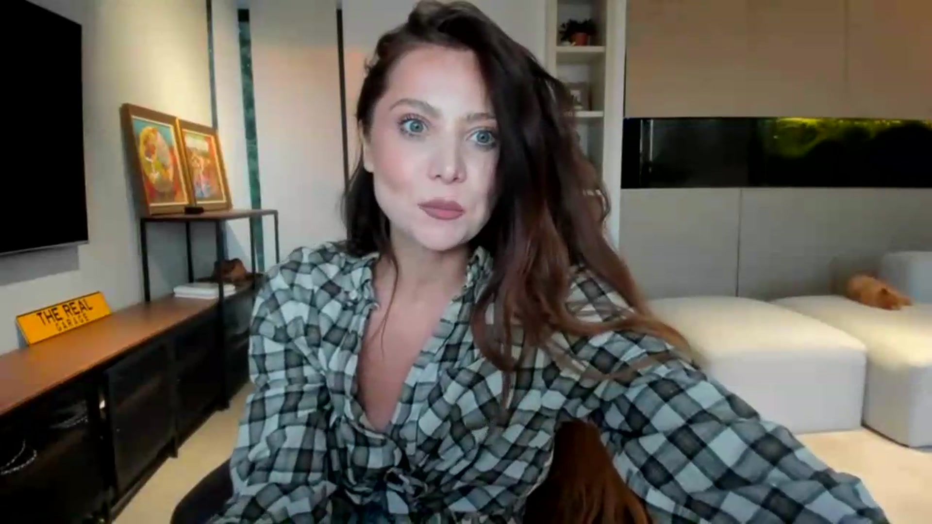 Gallery image thumbnail from SerenDYpity's myfreecams stream on, 06/21/2026, 18:16 image 17 of 20