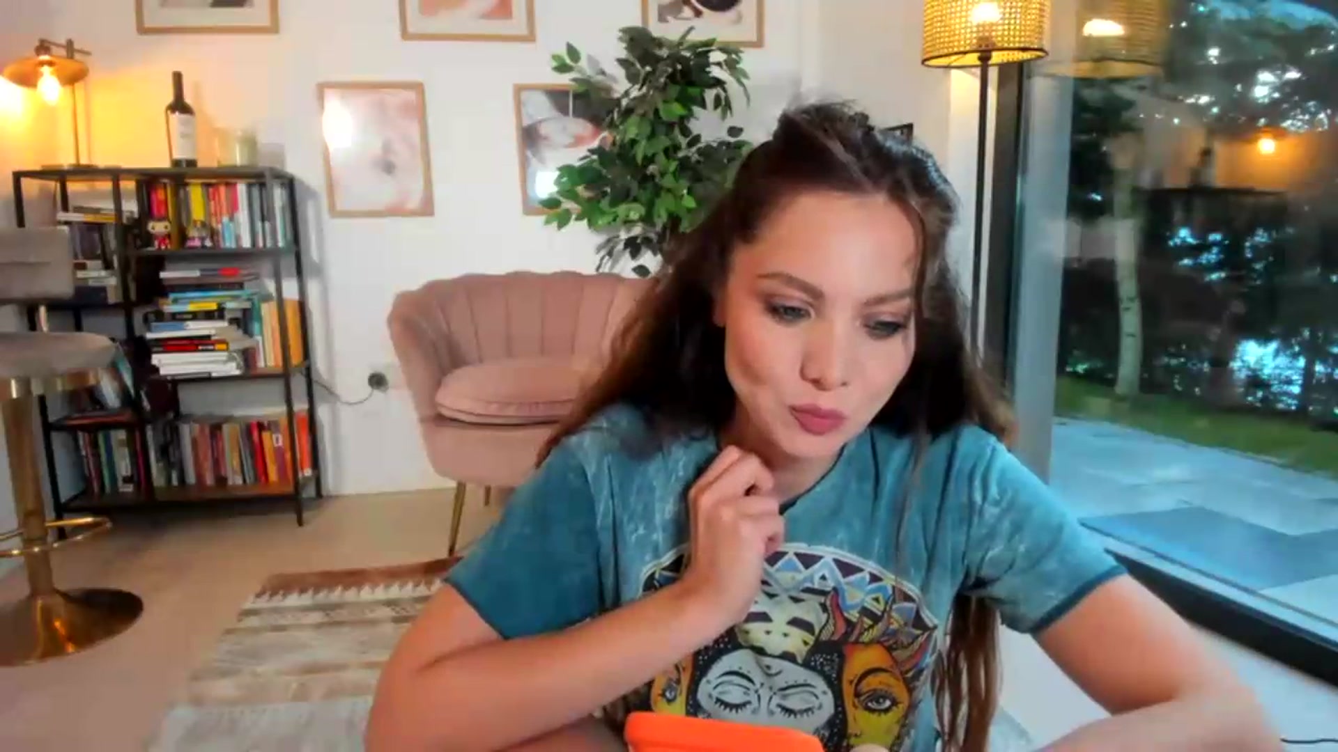 Gallery image thumbnail from SerenDYpity's myfreecams stream on, 06/22/2026, 17:39 image 4 of 20