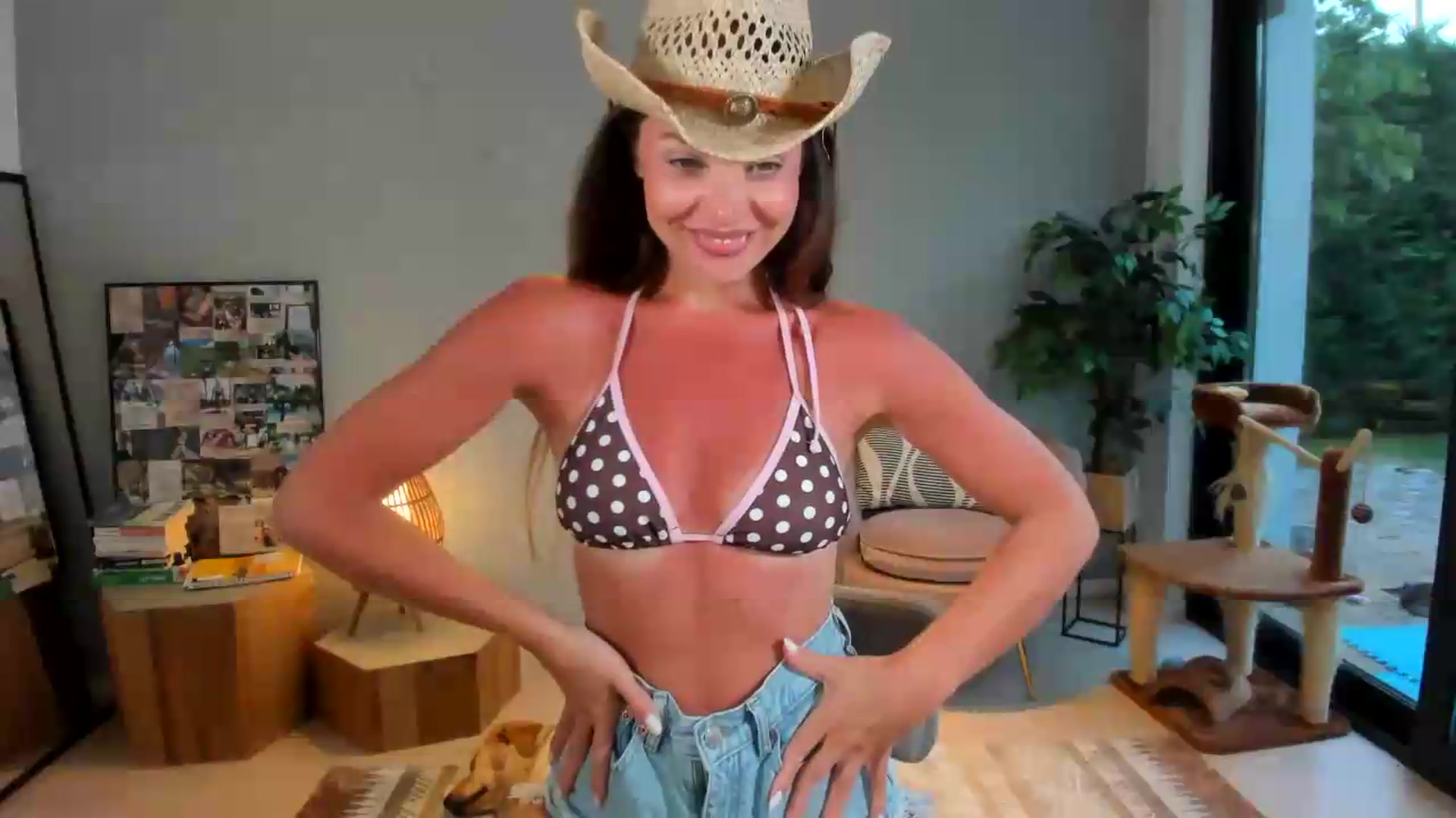 Gallery image thumbnail from SerenDYpity's myfreecams stream on, 08/02/2026, 18:28 image 11 of 20
