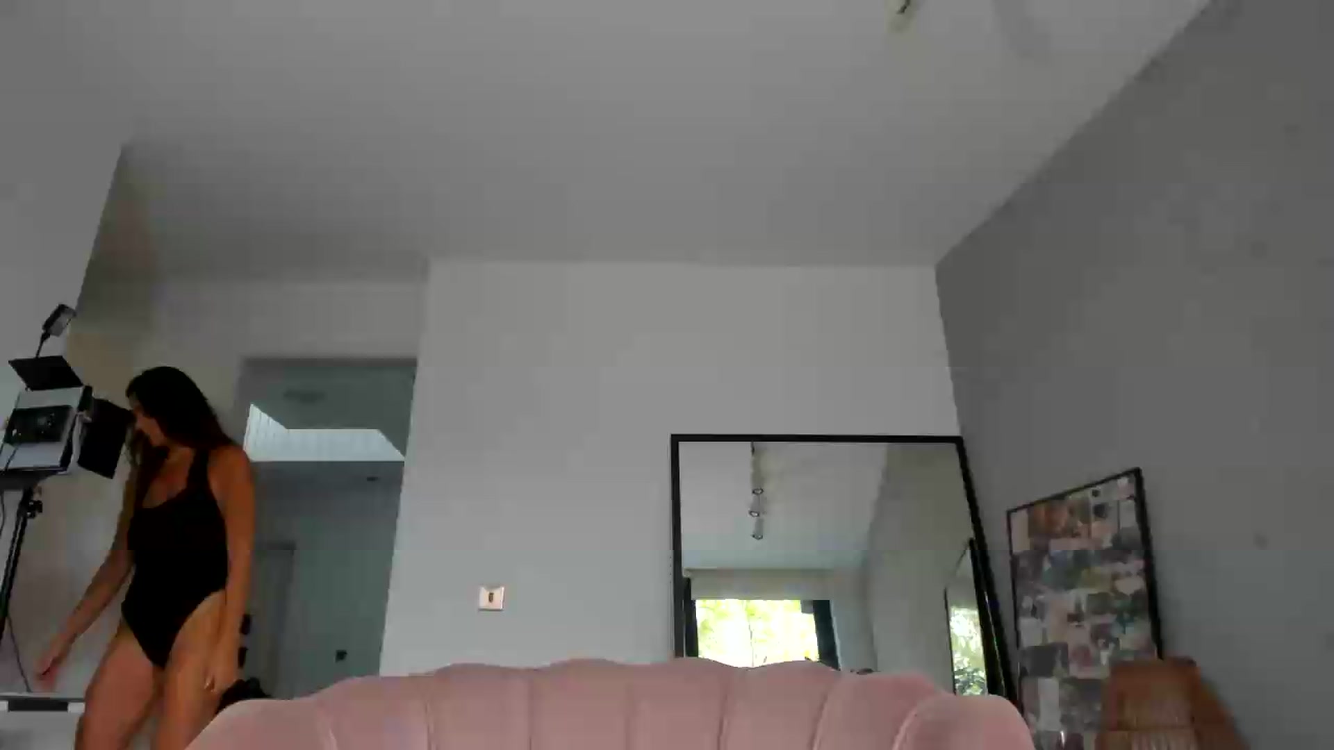 Gallery image thumbnail from SerenDYpity's myfreecams stream on, 08/11/2026, 17:15 image 1 of 20