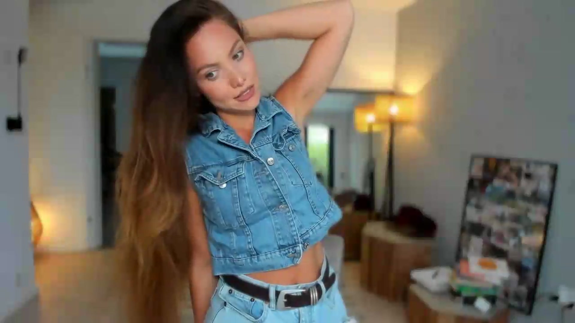 Gallery image thumbnail from SerenDYpity's myfreecams stream on, 08/19/2026, 16:53 image 6 of 20