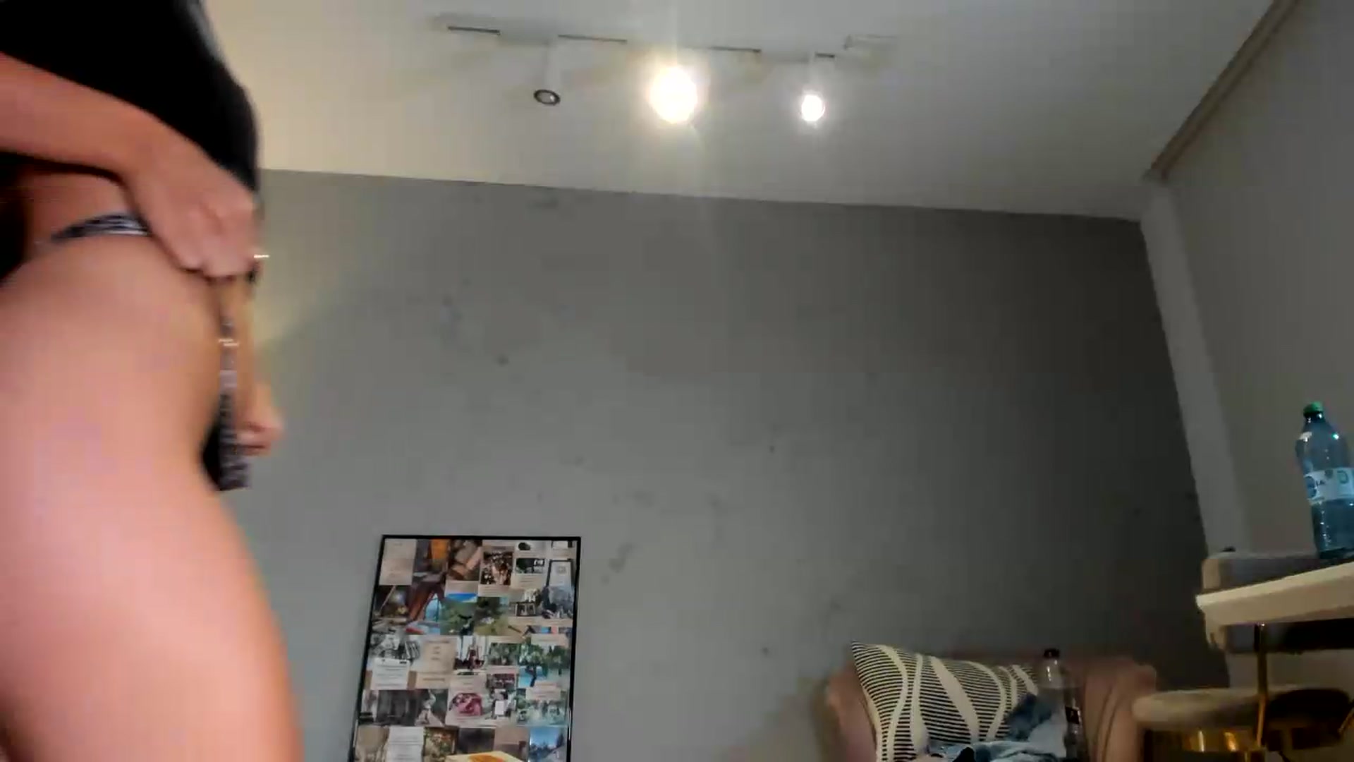 Gallery image thumbnail from SerenDYpity's myfreecams stream on, 08/19/2026, 19:49 image 12 of 20