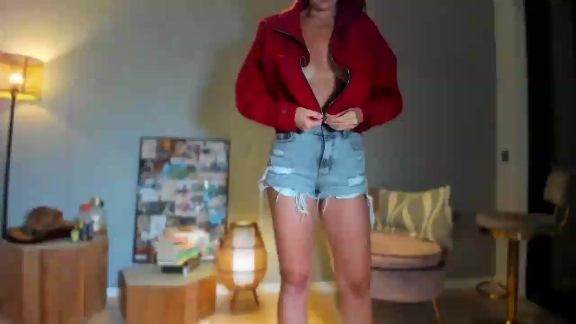 Gallery image thumbnail from SerenDYpity's myfreecams stream on, 09/02/2026, 17:59 image 10 of 20