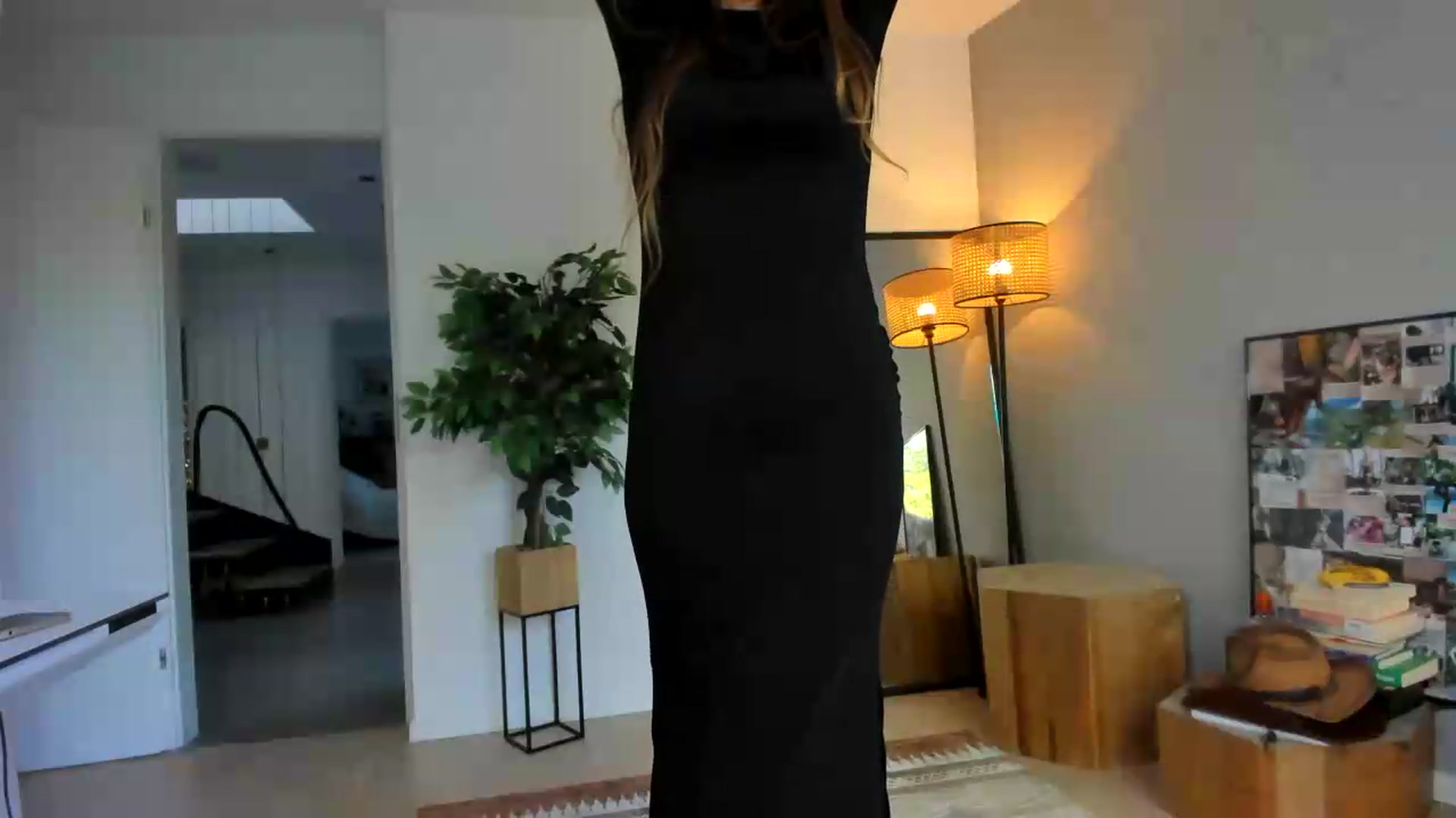 Gallery image thumbnail from SerenDYpity's myfreecams stream on, 09/06/2026, 18:11 image 2 of 20