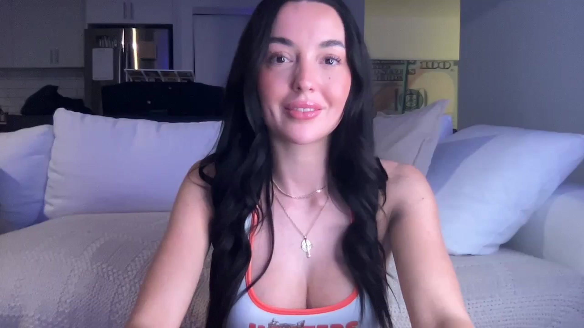 Gallery image thumbnail from SerenaBecker_'s myfreecams stream on, 03/15/2024, 04:03 image 5 of 20