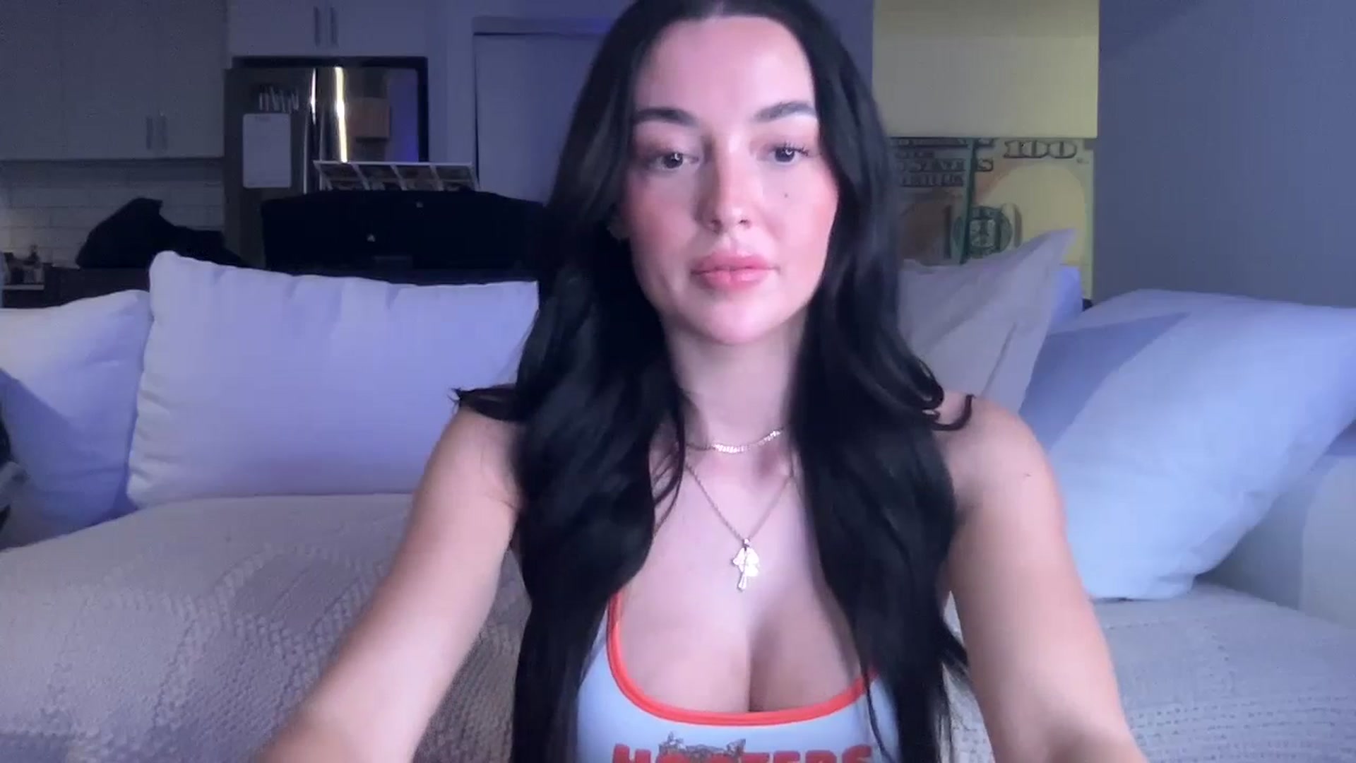 Gallery image thumbnail from SerenaBecker_'s myfreecams stream on, 03/15/2024, 04:03 image 14 of 20